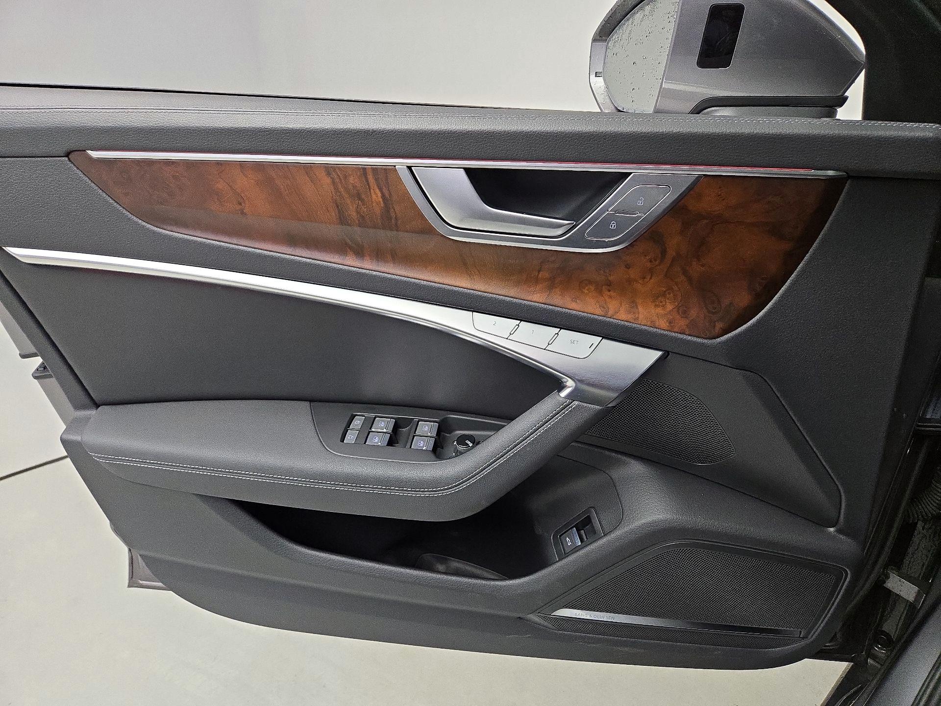 Thumbnail: 2021 Audi A6 - 12