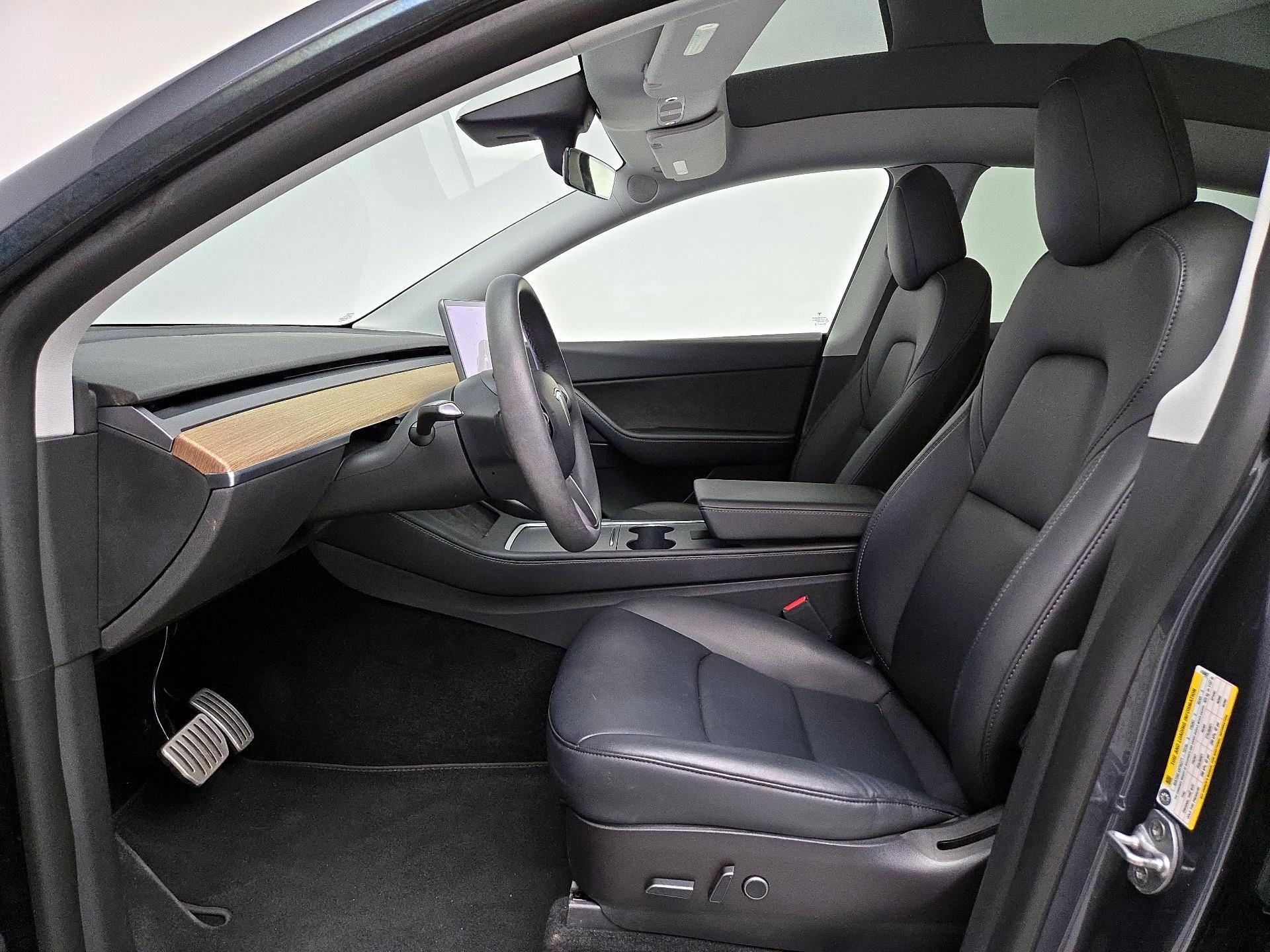 Thumbnail: 2022 Tesla Model Y - 11