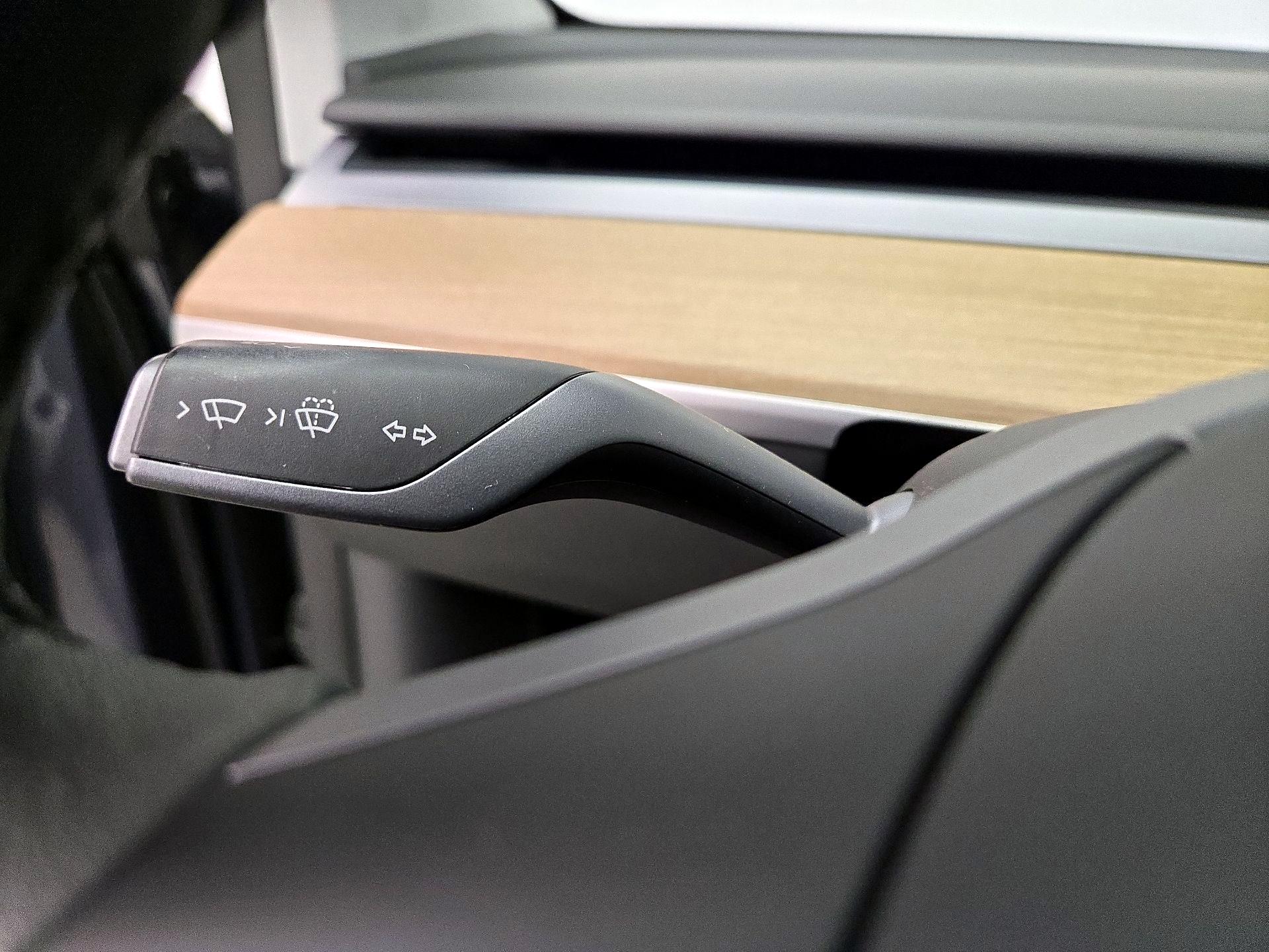 Thumbnail: 2022 Tesla Model Y - 13