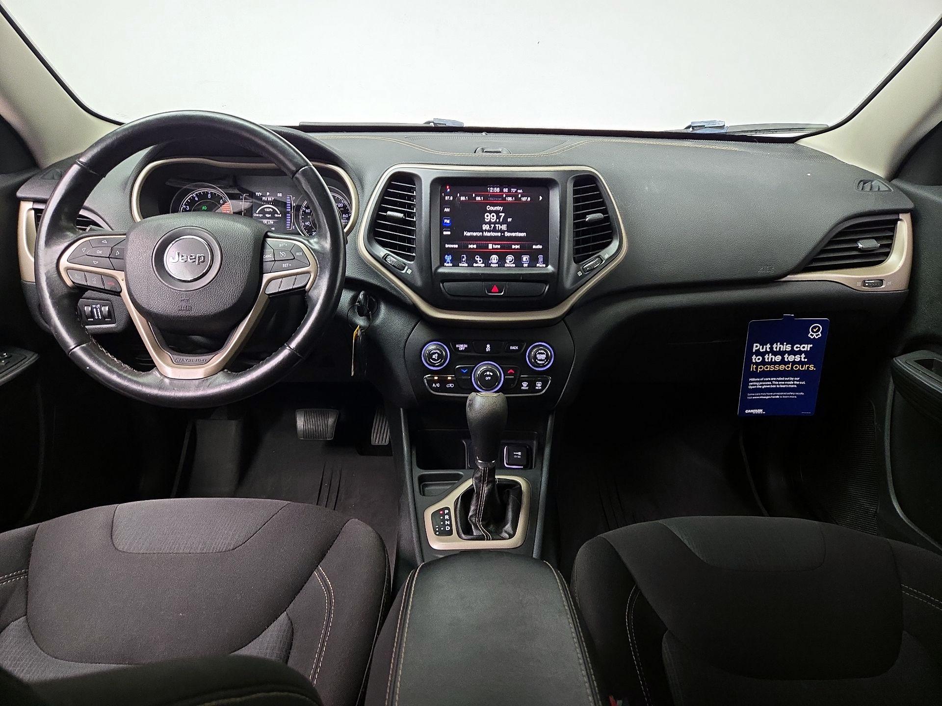 Thumbnail: 2016 Jeep Cherokee - 9