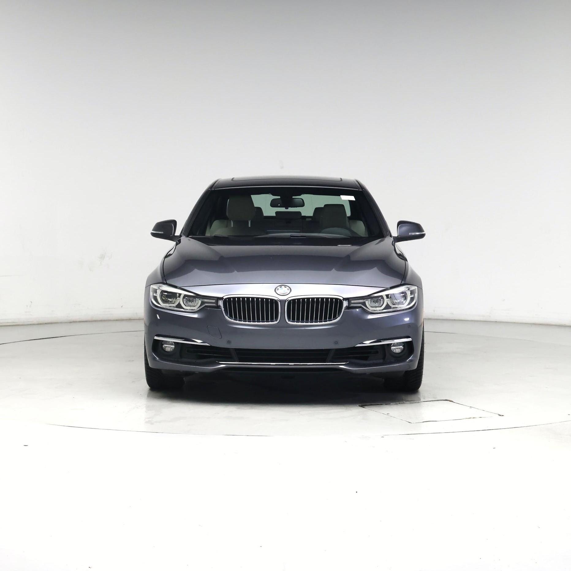 Thumbnail: 2017 BMW 3 Series - 5