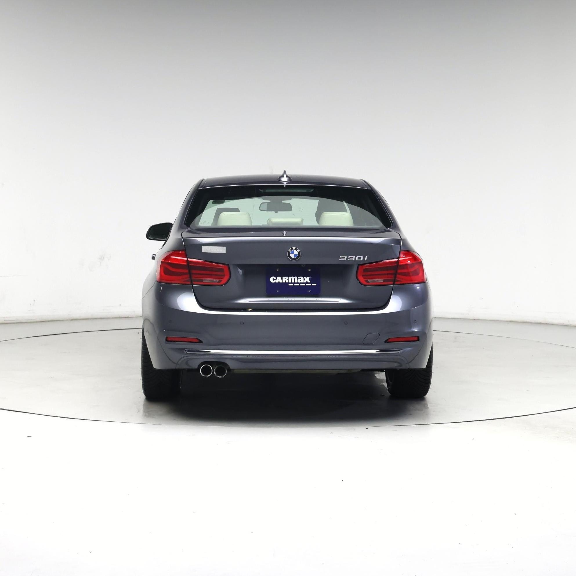 Thumbnail: 2017 BMW 3 Series - 6