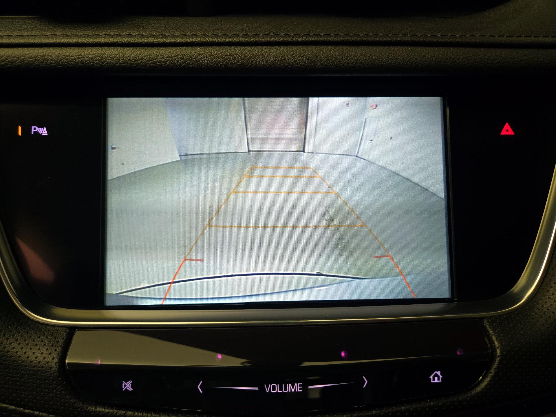 Thumbnail: 2018 Cadillac XT5 - 14