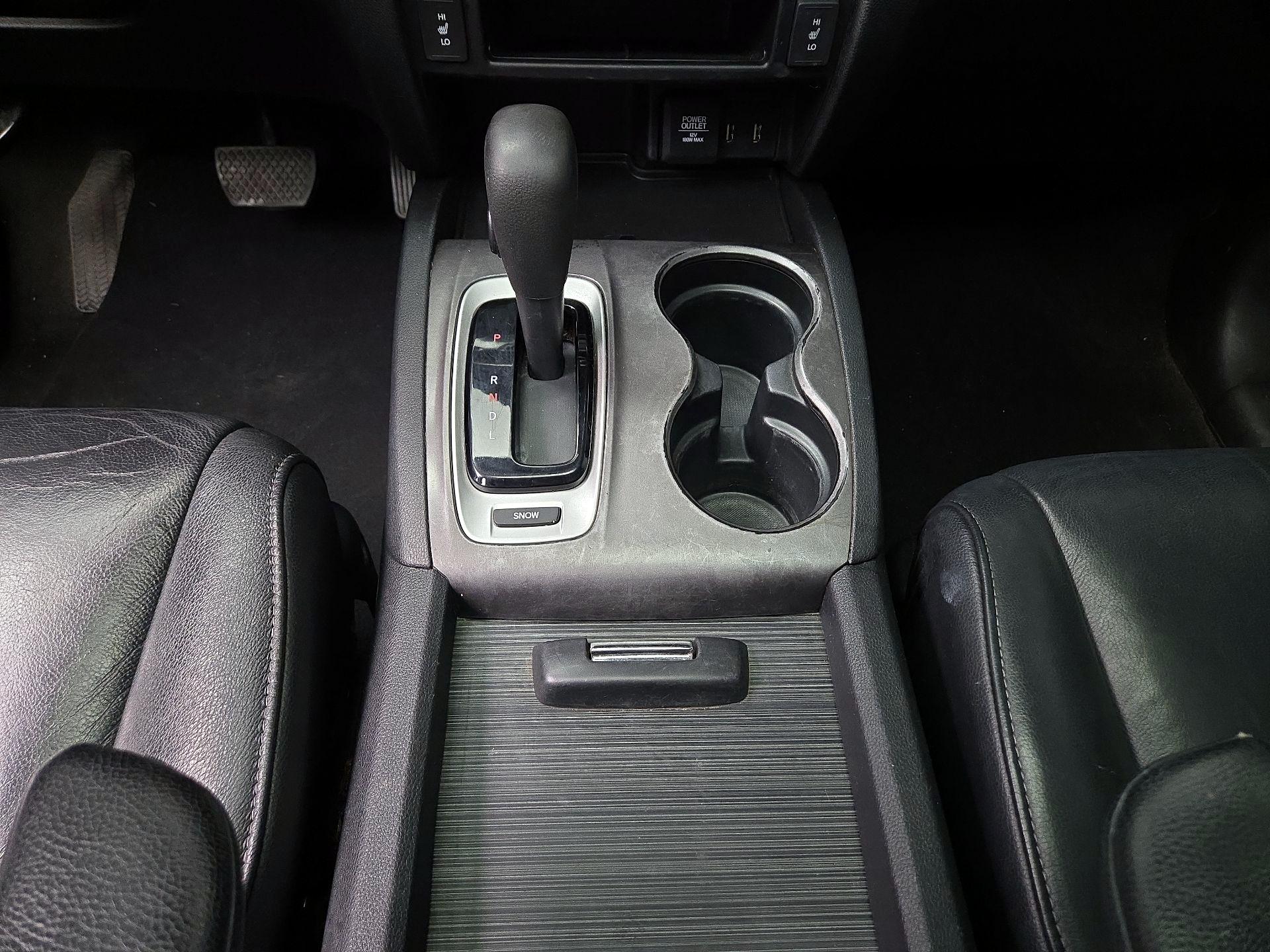 Thumbnail: 2016 Honda Pilot - 17