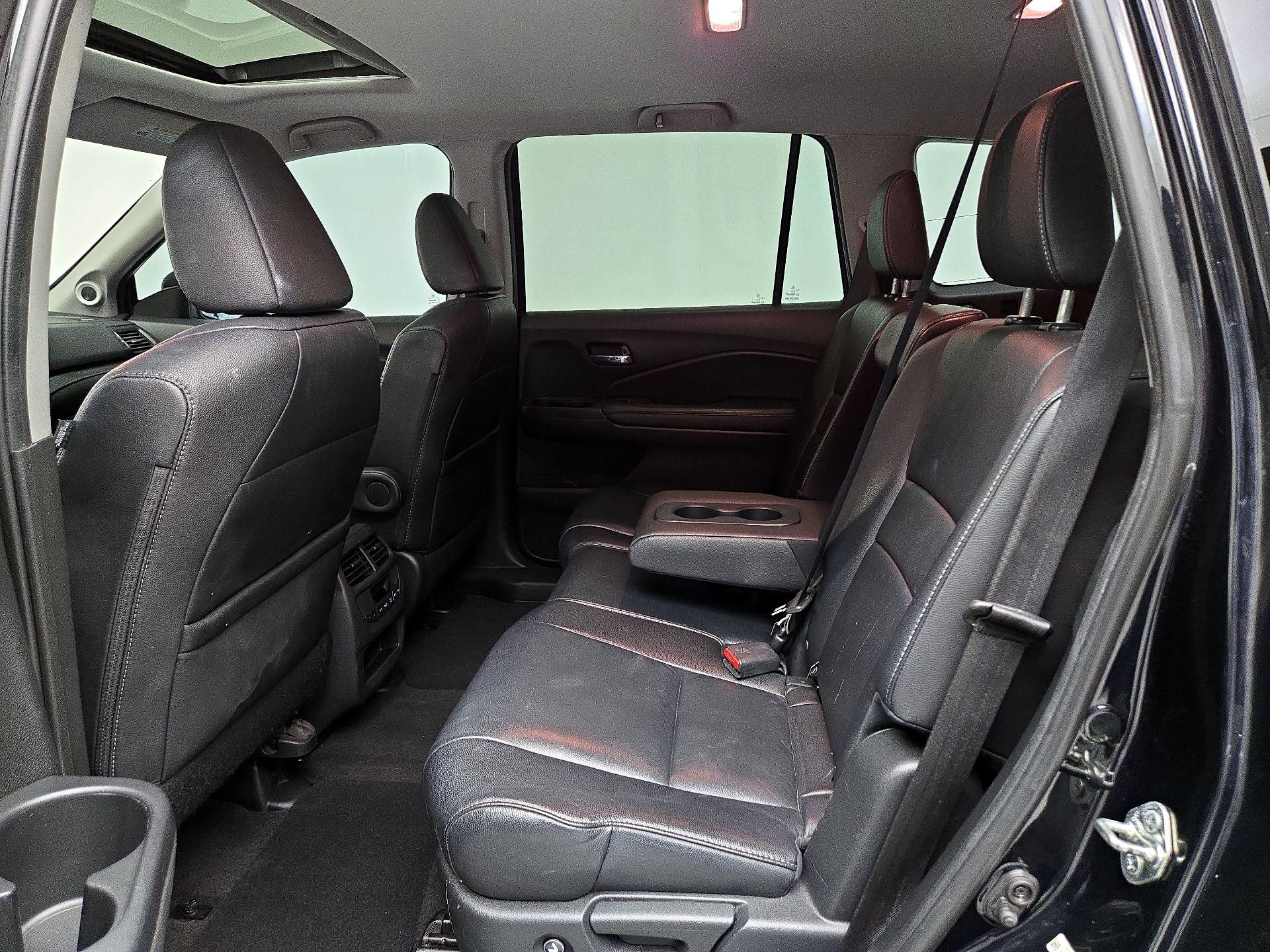 Thumbnail: 2016 Honda Pilot - 20