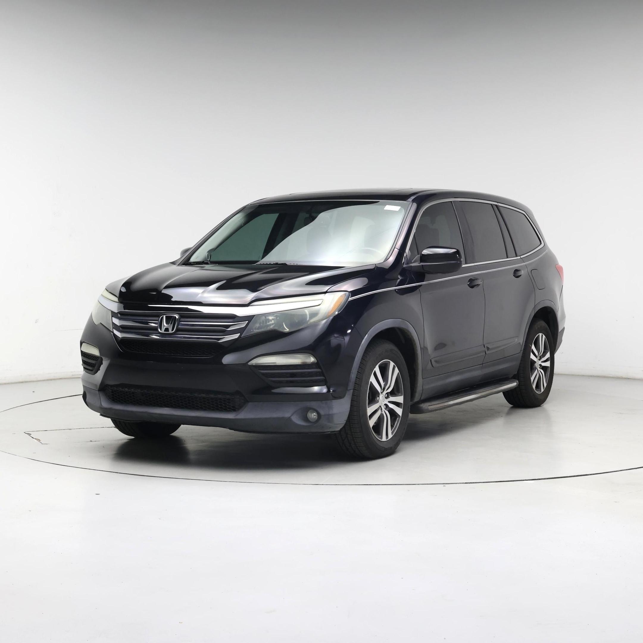 Thumbnail: 2016 Honda Pilot - 4