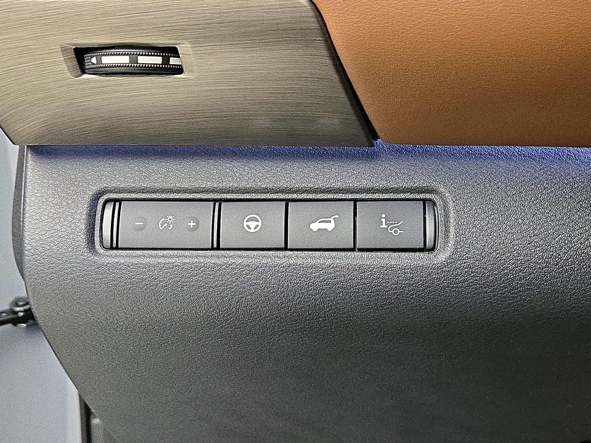 Thumbnail: 2023 Nissan Pathfinder - 13