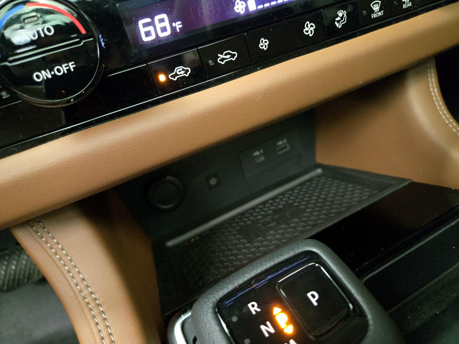 Thumbnail: 2023 Nissan Pathfinder - 19