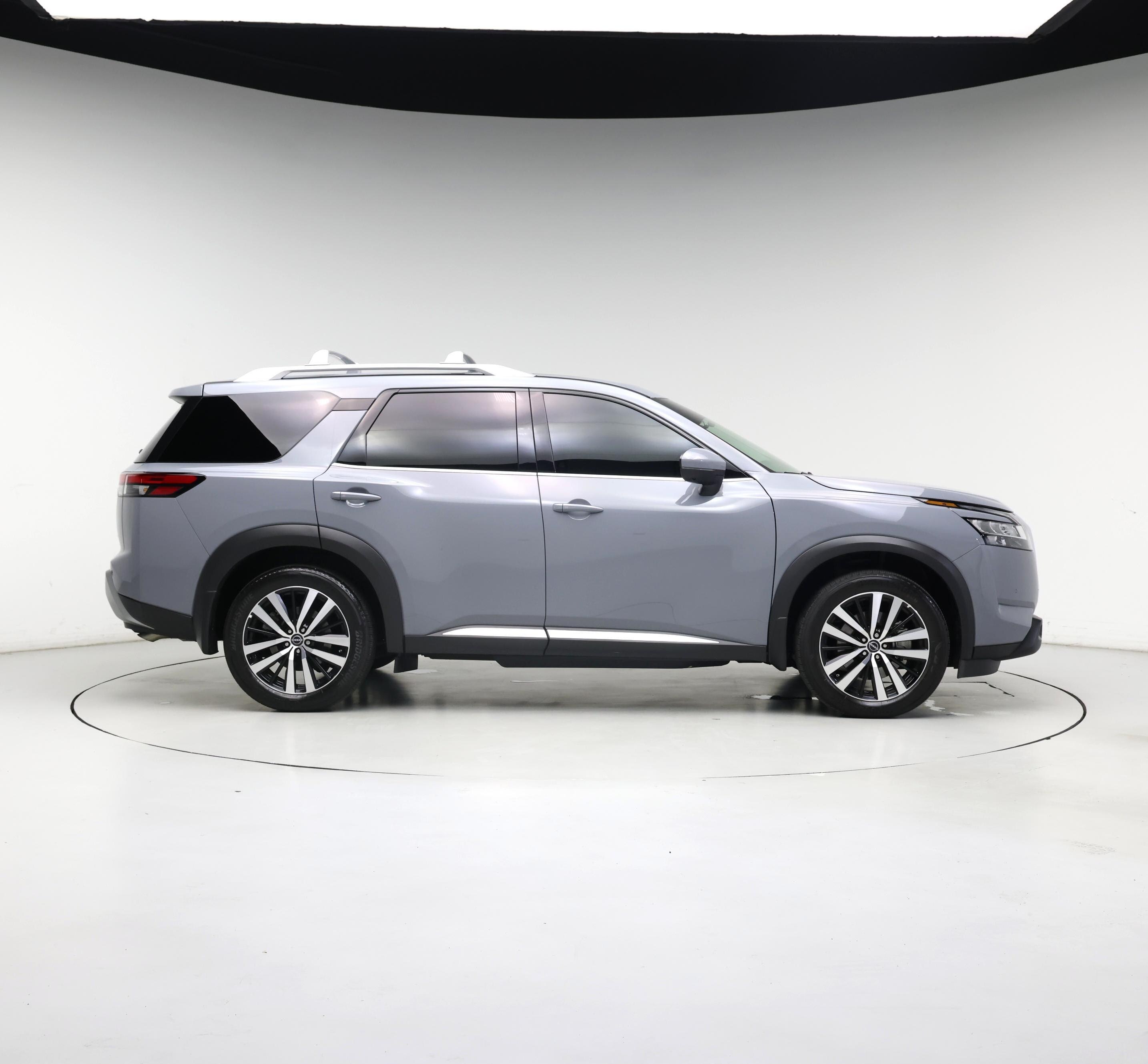 Thumbnail: 2023 Nissan Pathfinder - 7