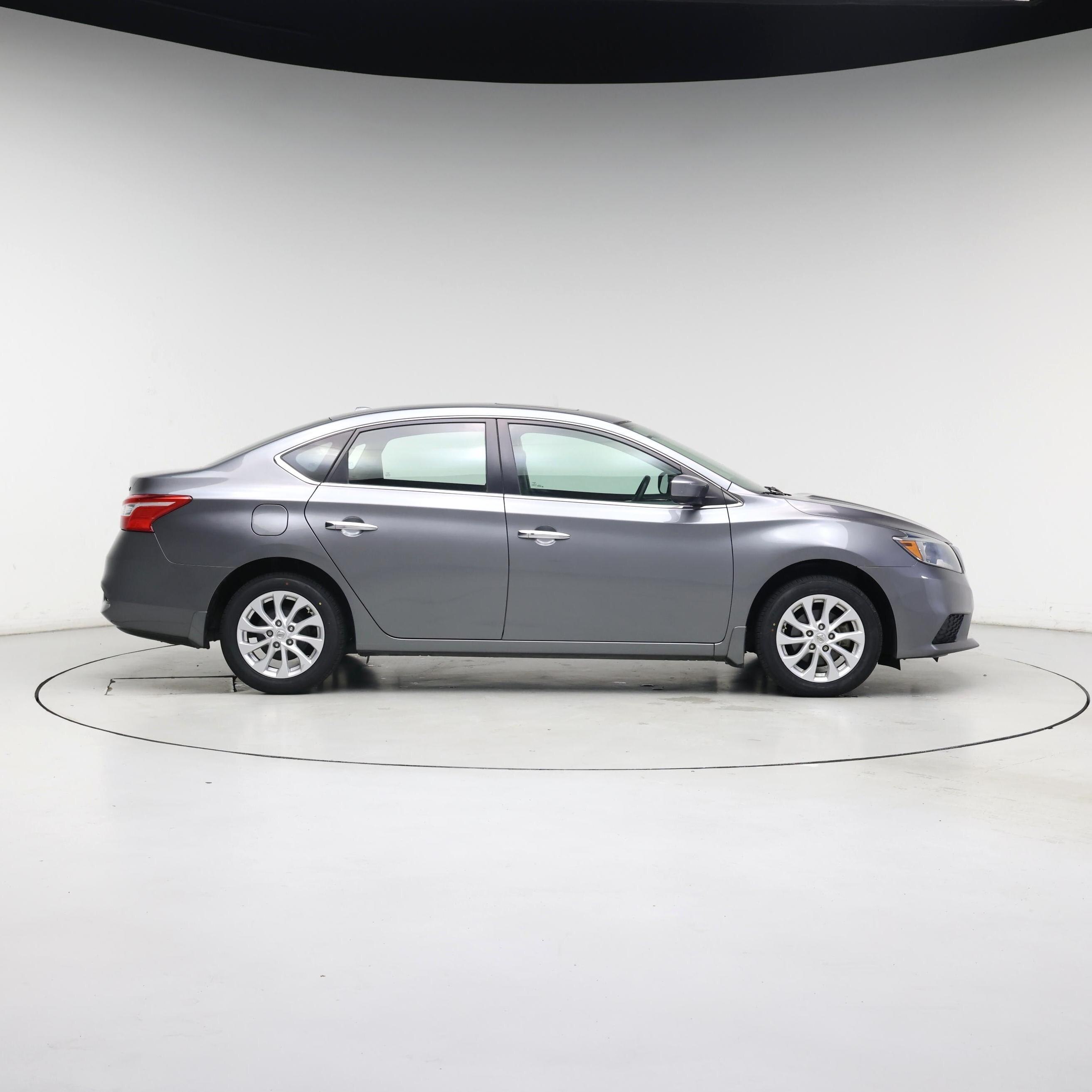 Thumbnail: 2017 Nissan Sentra - 7