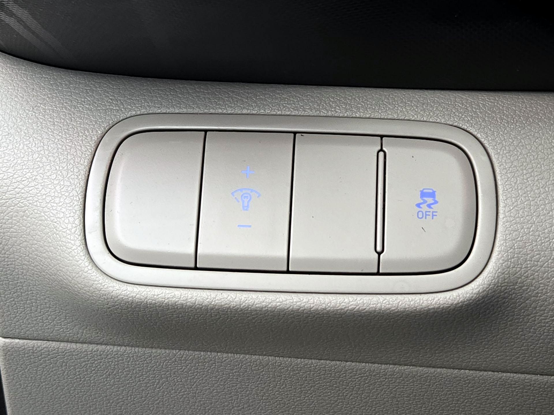 Thumbnail: 2024 Hyundai Venue - 13