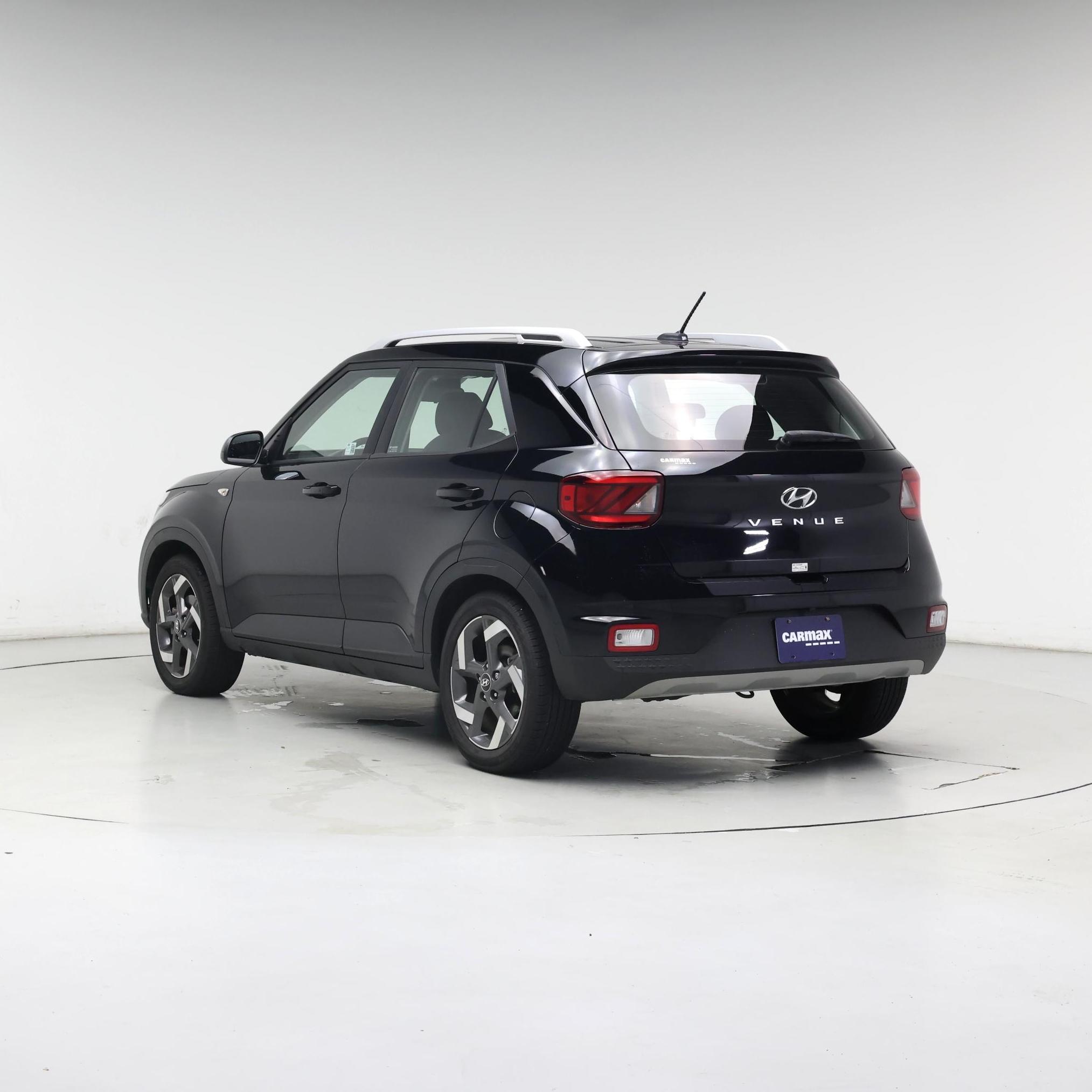 Thumbnail: 2024 Hyundai Venue - 2