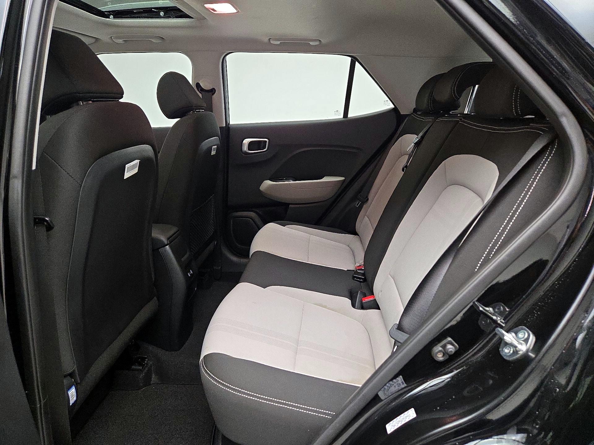 Thumbnail: 2024 Hyundai Venue - 20