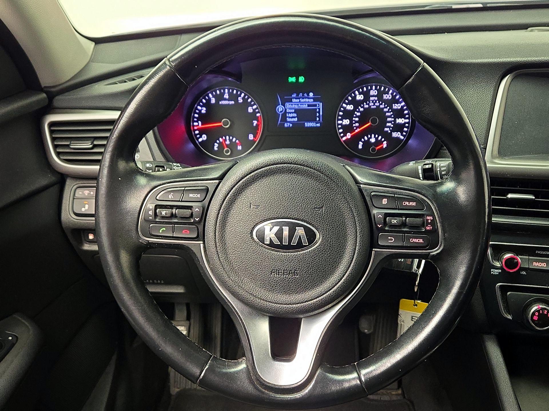 Thumbnail: 2018 Kia Optima - 10