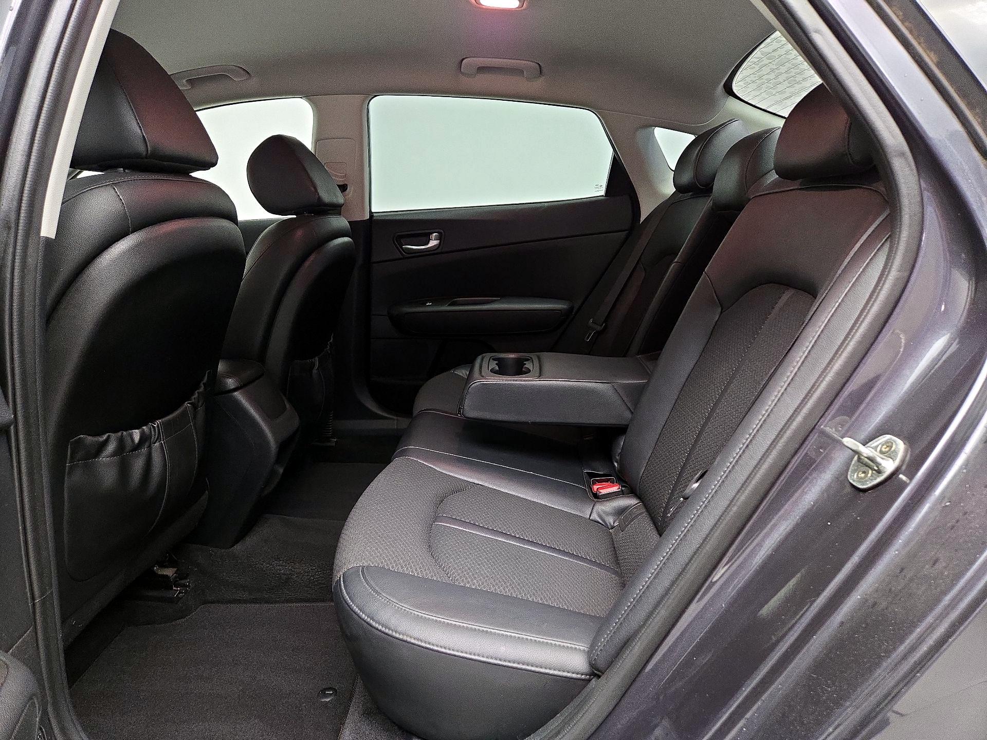 Thumbnail: 2018 Kia Optima - 19