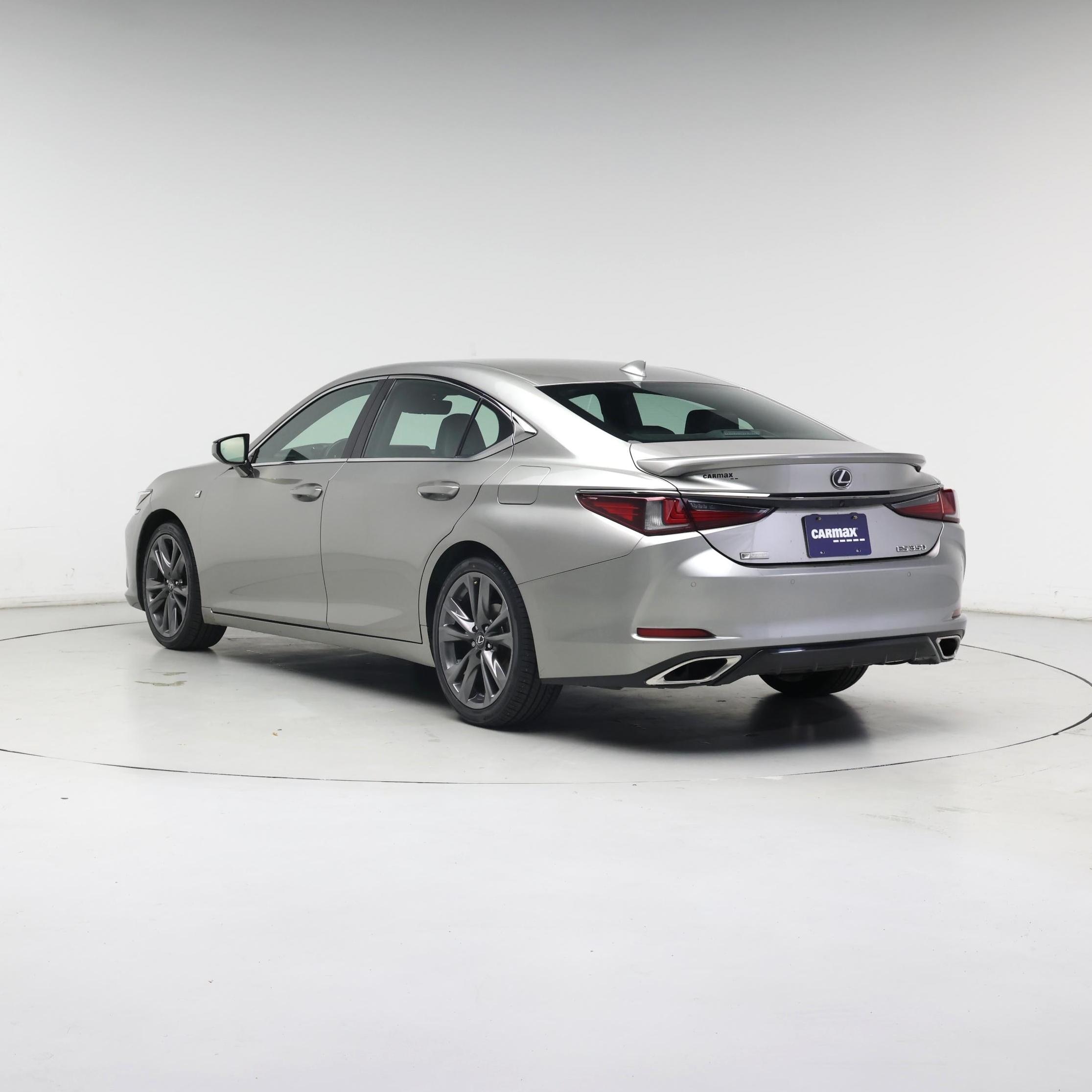 Thumbnail: 2019 Lexus ES - 2