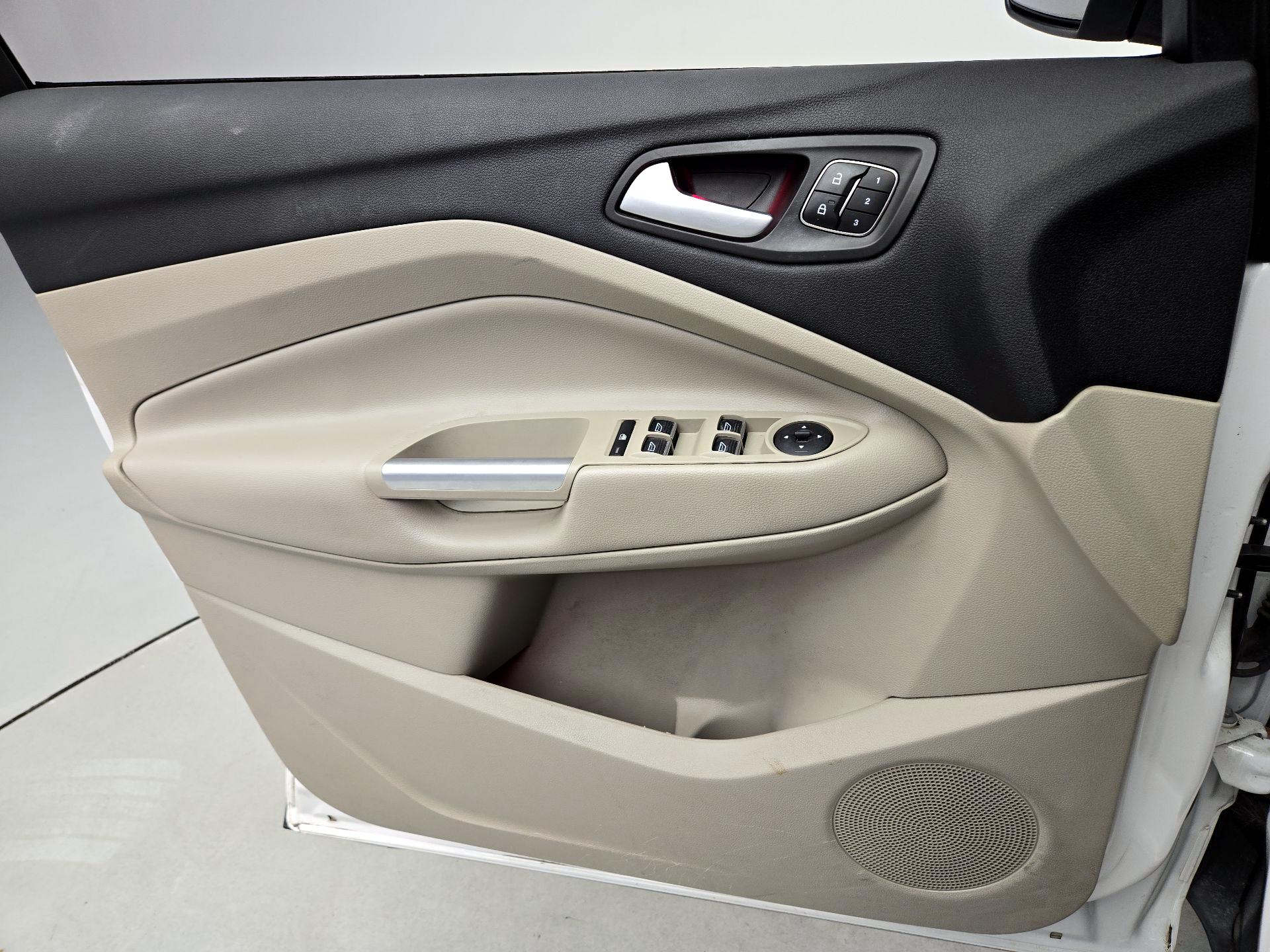 Thumbnail: 2017 Ford Escape - 12