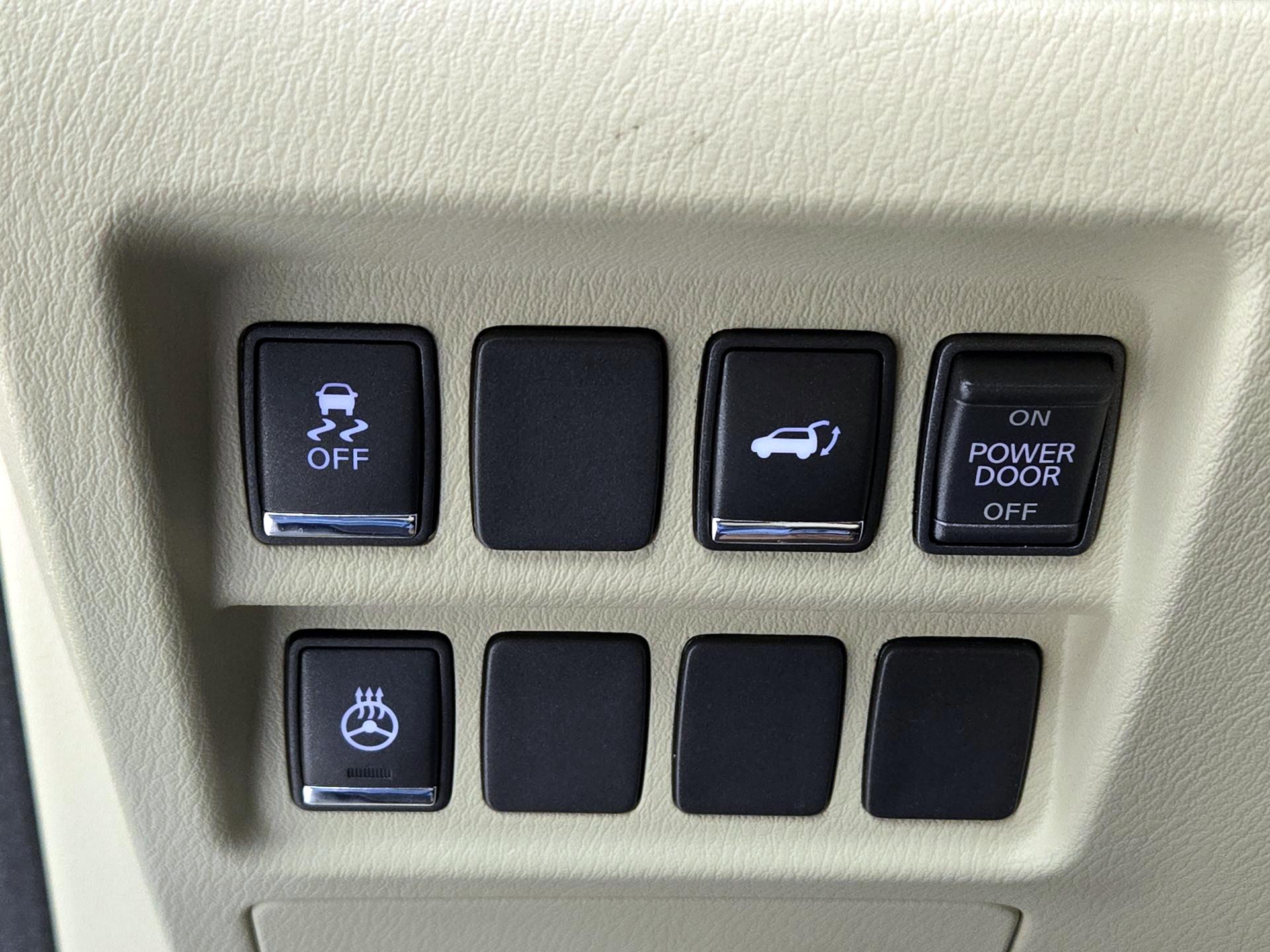 Thumbnail: 2017 INFINITI QX60 - 13