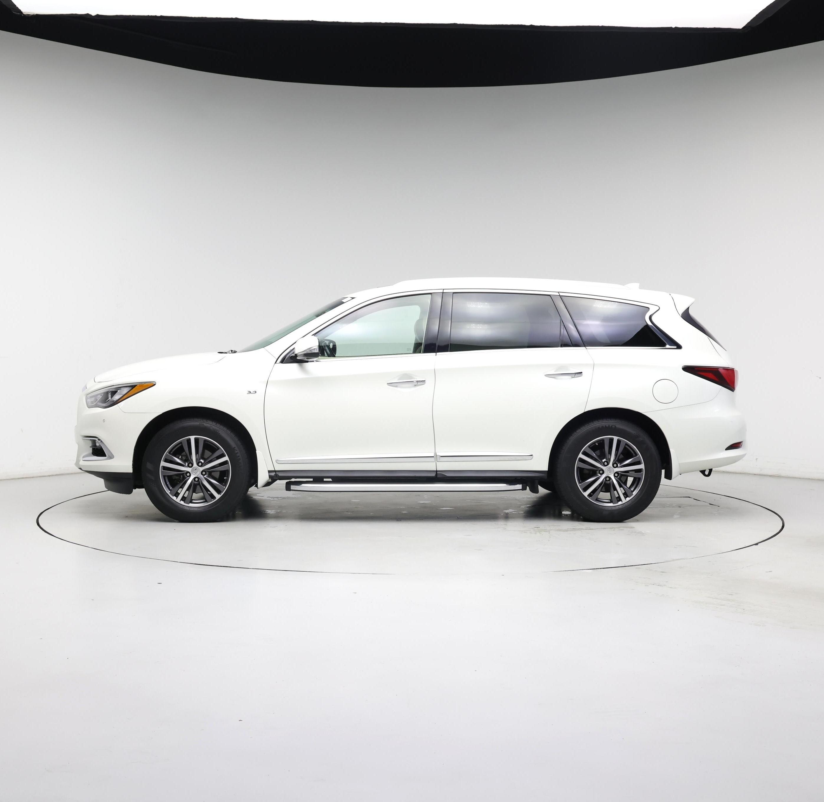 Thumbnail: 2017 INFINITI QX60 - 3