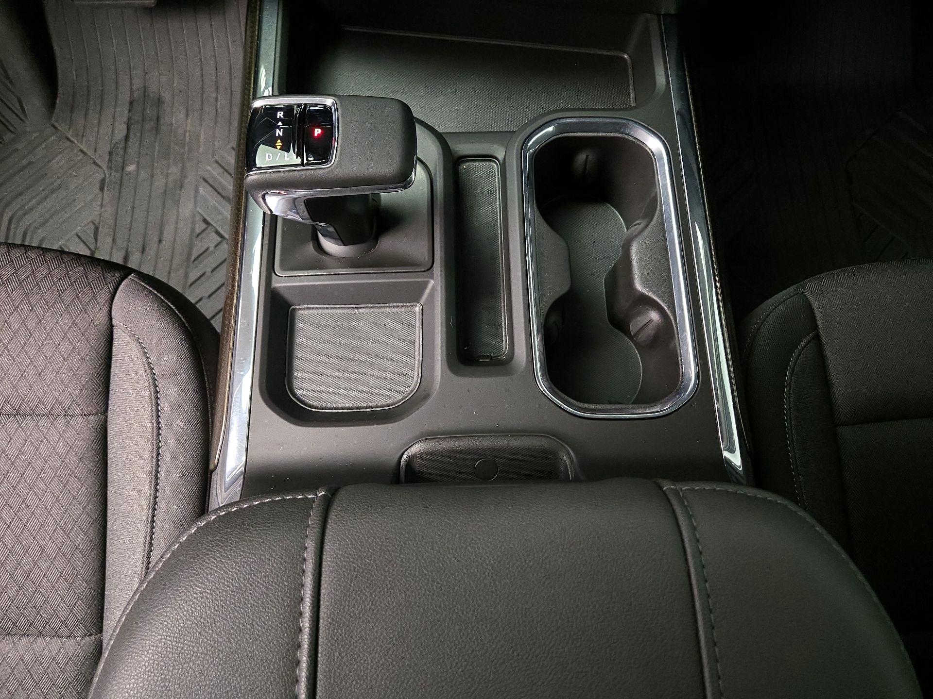 Thumbnail: 2024 Chevrolet Silverado 1500 - 17