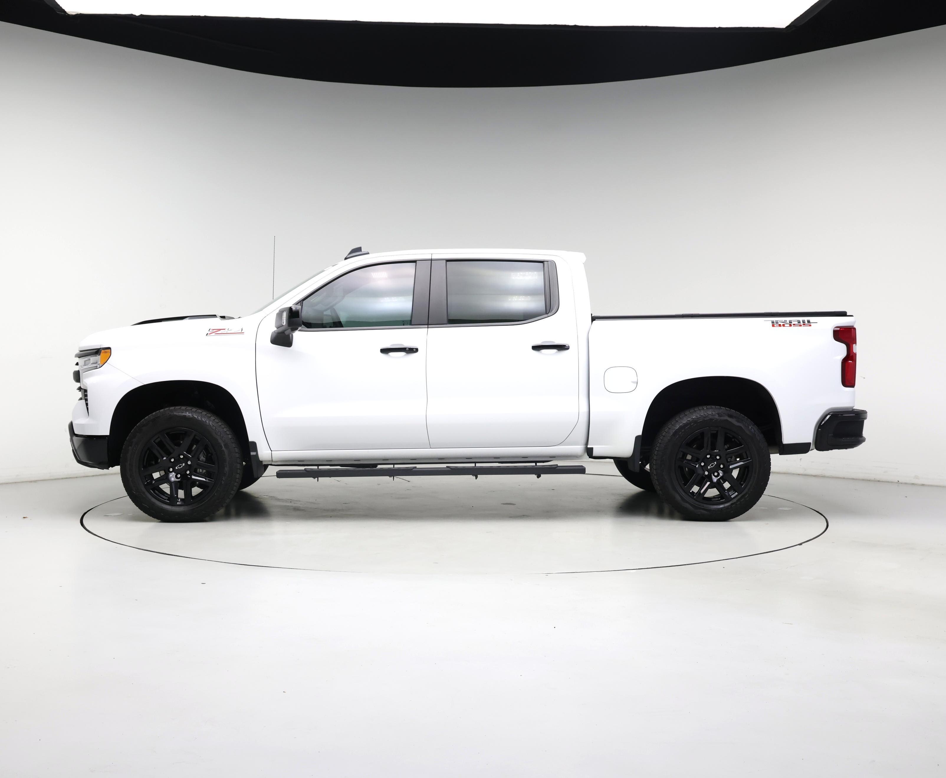 Thumbnail: 2024 Chevrolet Silverado 1500 - 3