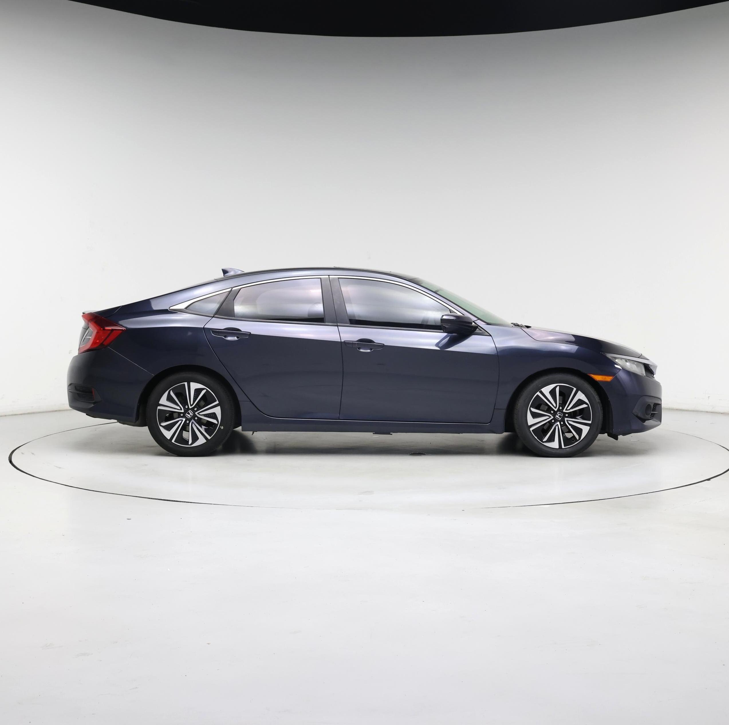 Thumbnail: 2017 Honda Civic - 7
