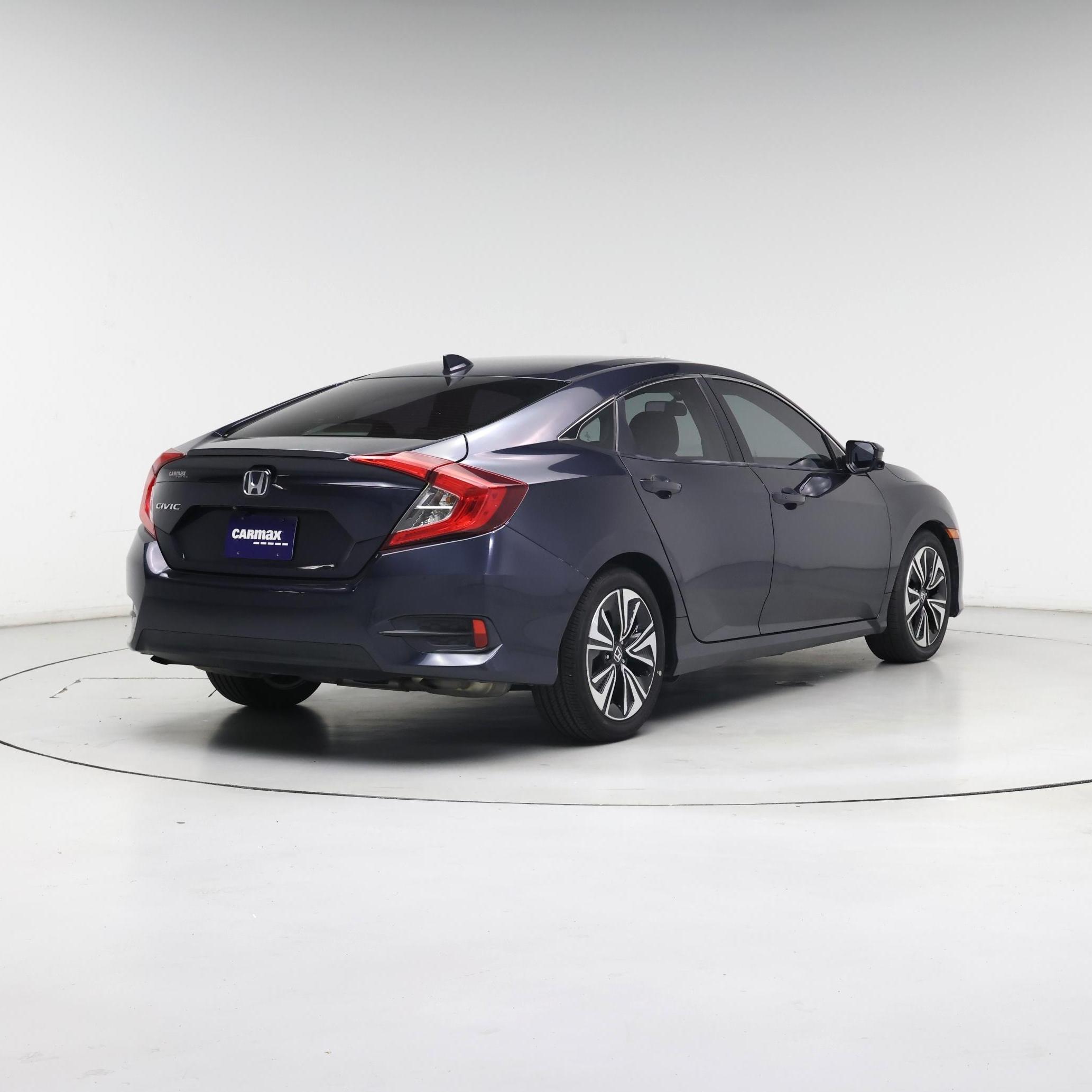 Thumbnail: 2017 Honda Civic - 8