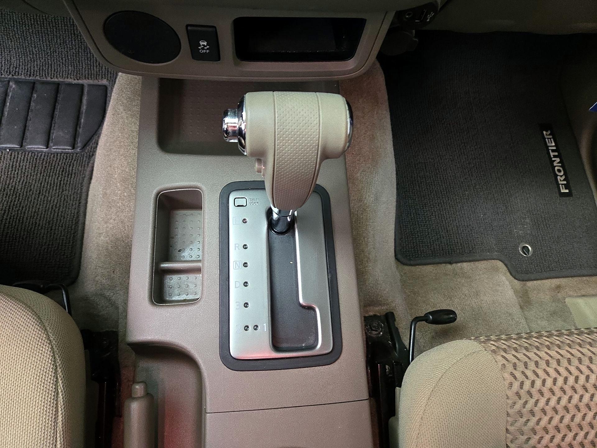 Thumbnail: 2017 Nissan Frontier - 16