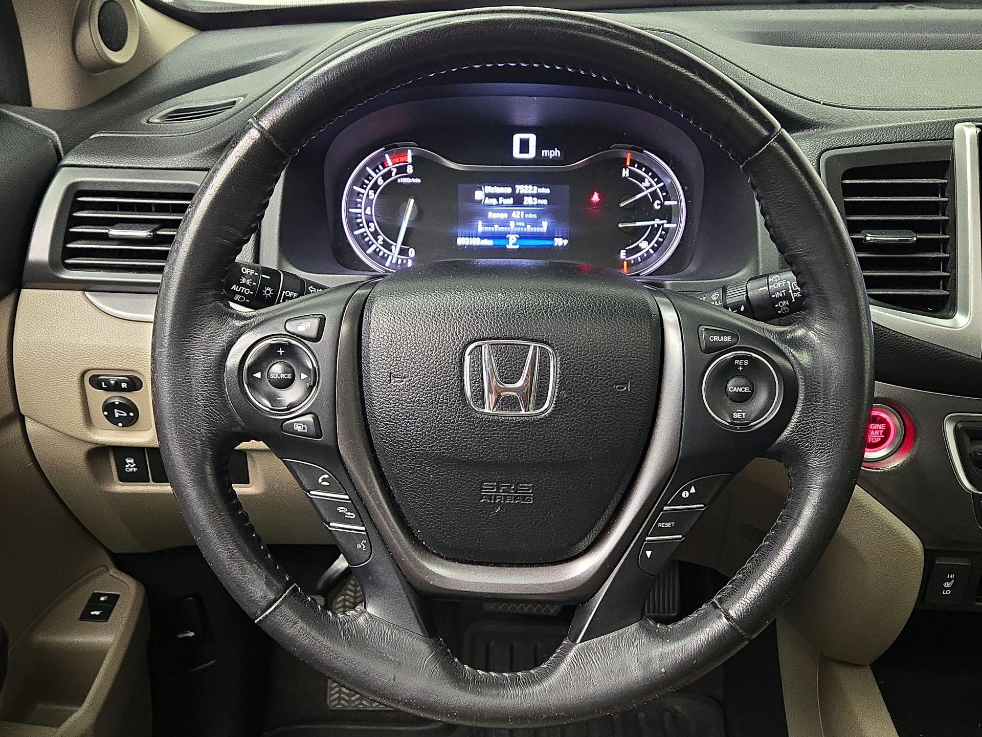 Thumbnail: 2018 Honda Pilot - 10