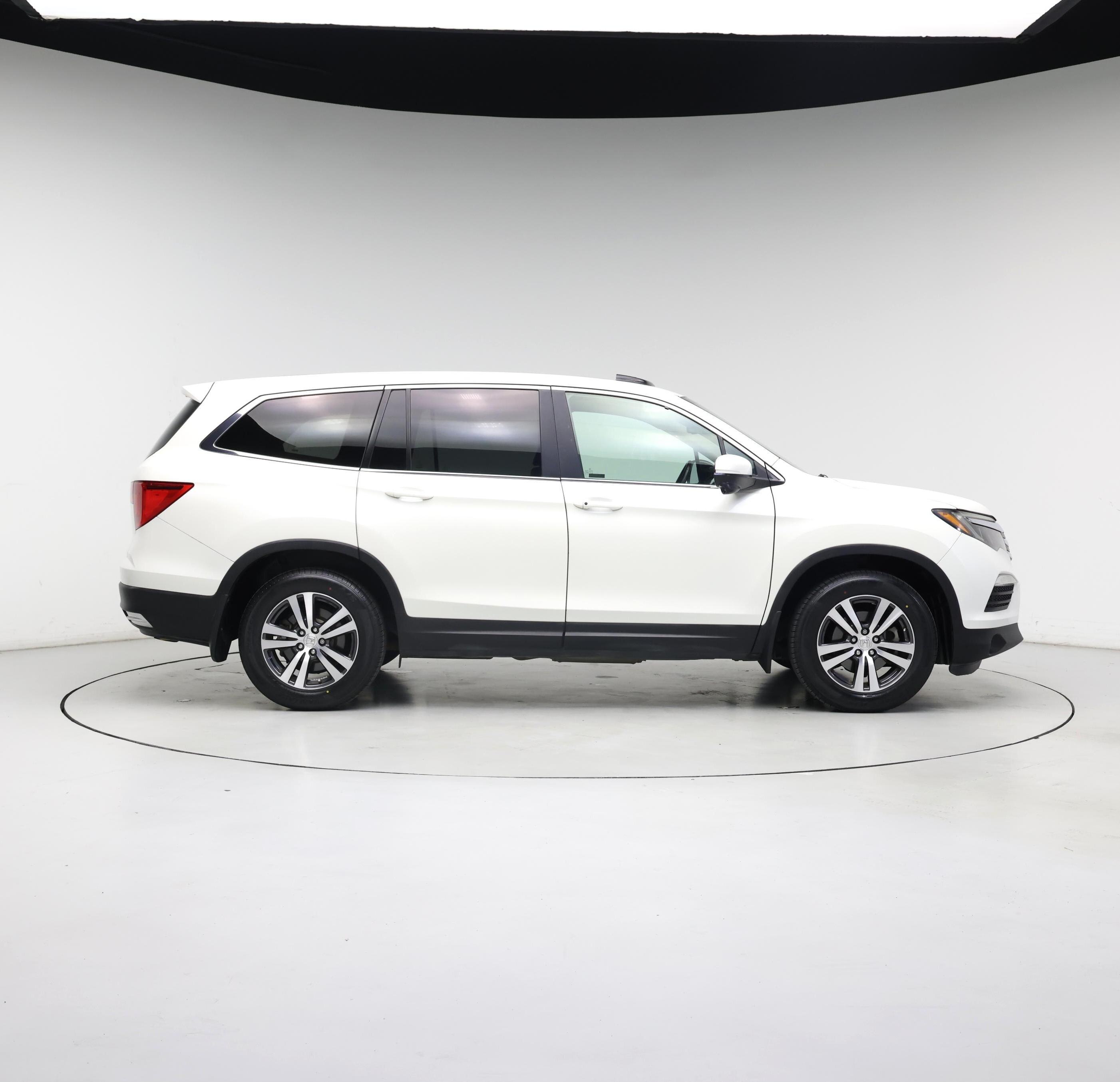 Thumbnail: 2018 Honda Pilot - 7