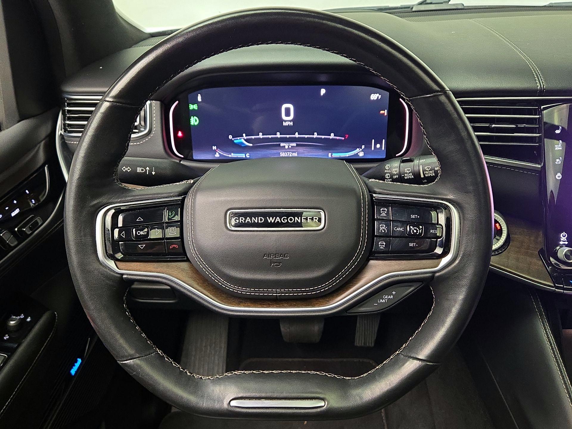 Thumbnail: 2022 Jeep Grand Wagoneer - 10