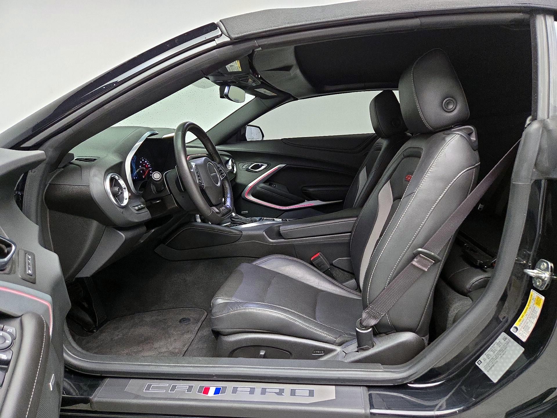 Thumbnail: 2017 Chevrolet Camaro - 11