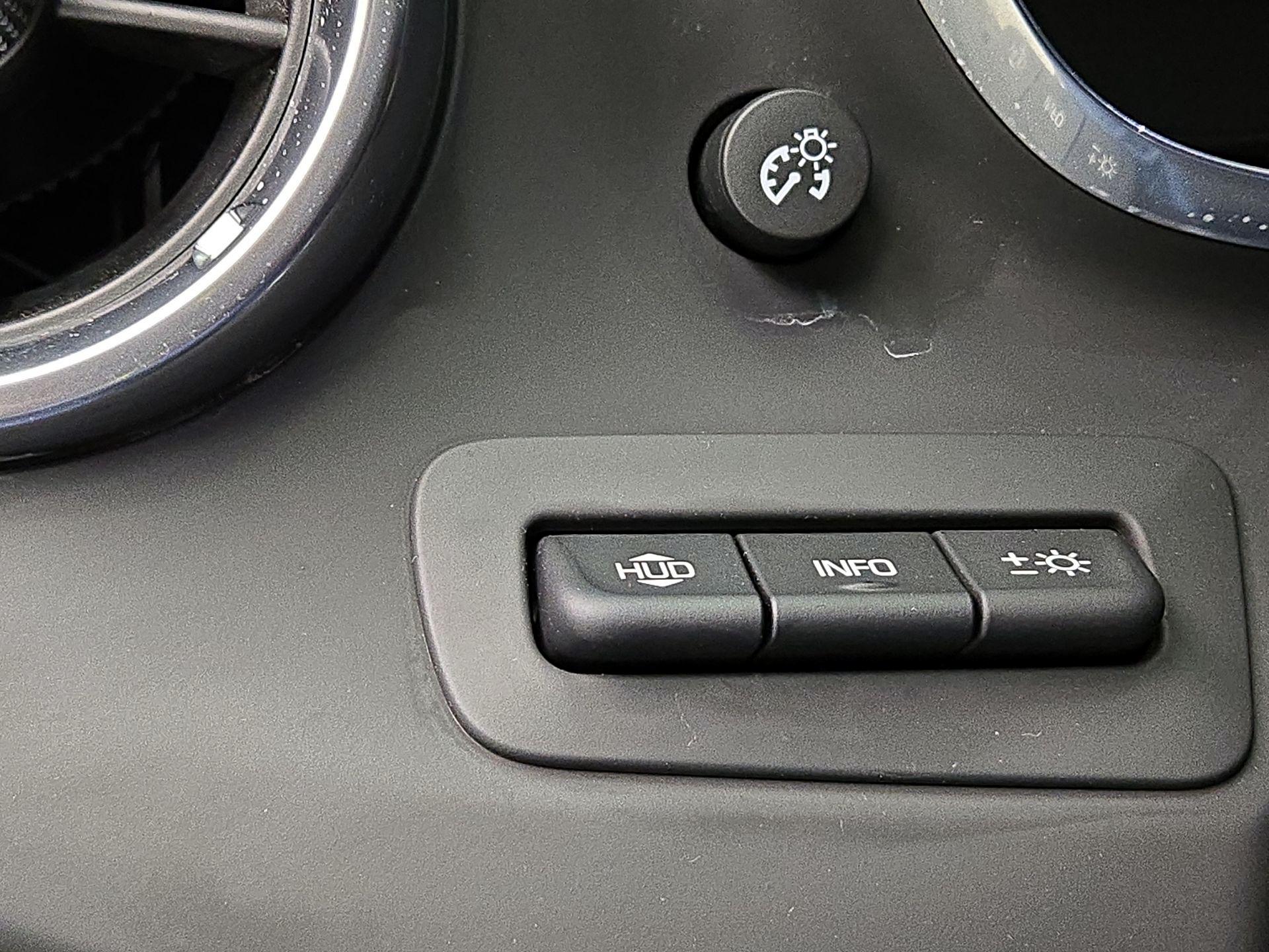 Thumbnail: 2017 Chevrolet Camaro - 13