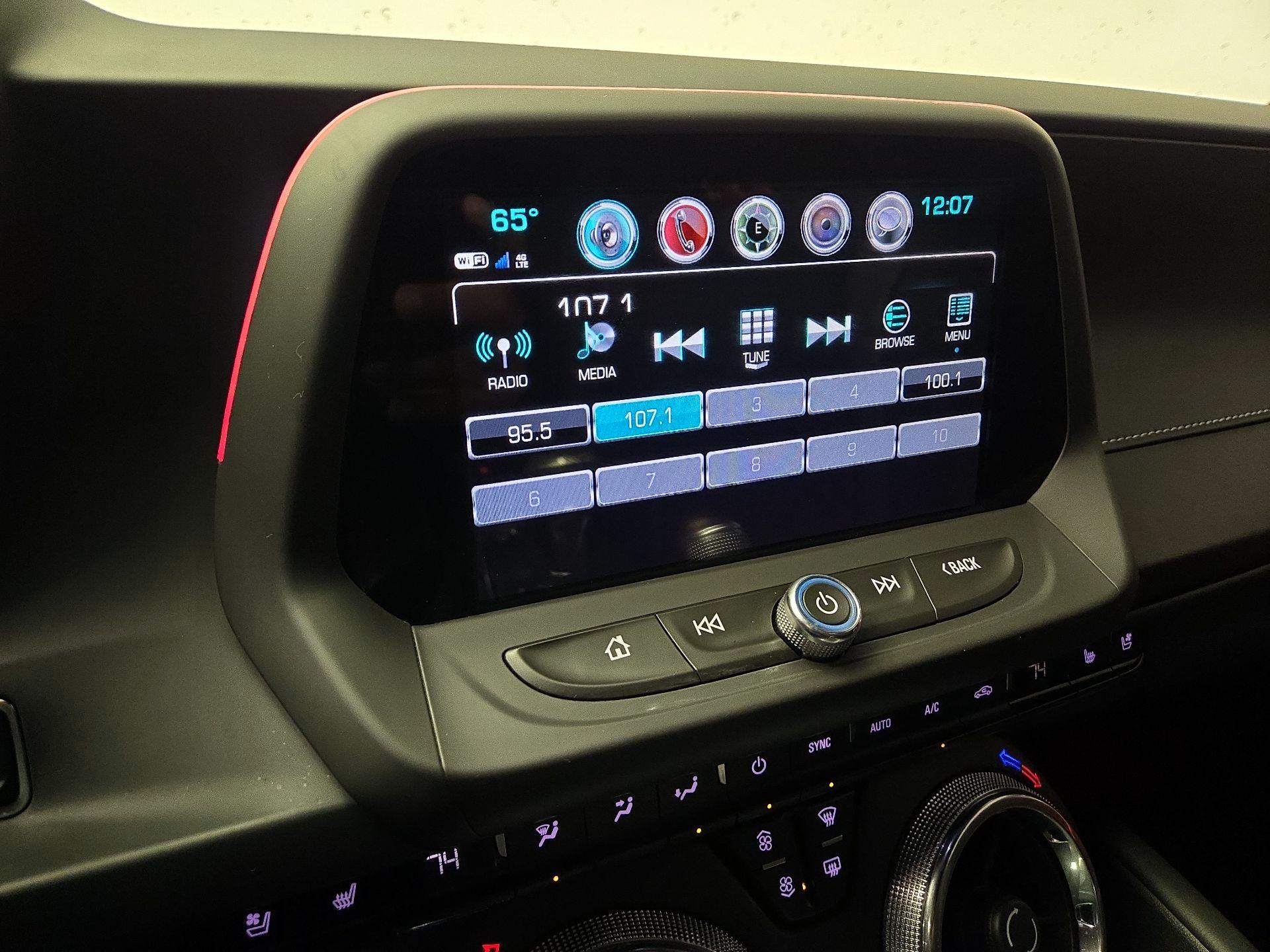 Thumbnail: 2017 Chevrolet Camaro - 15