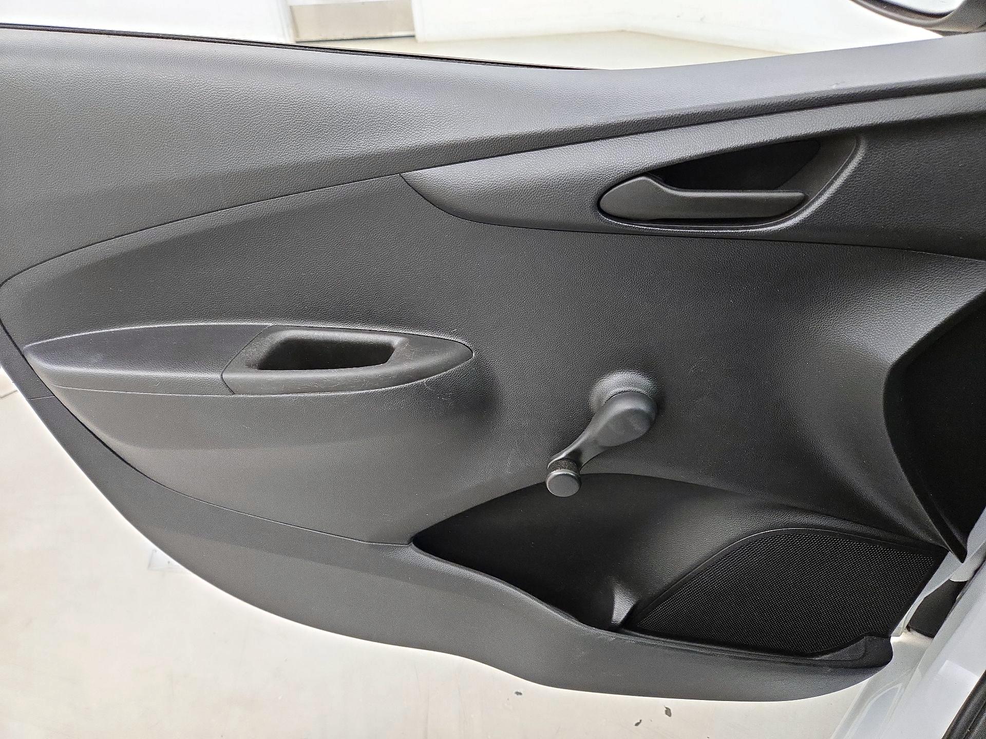 Thumbnail: 2016 Chevrolet Spark - 12