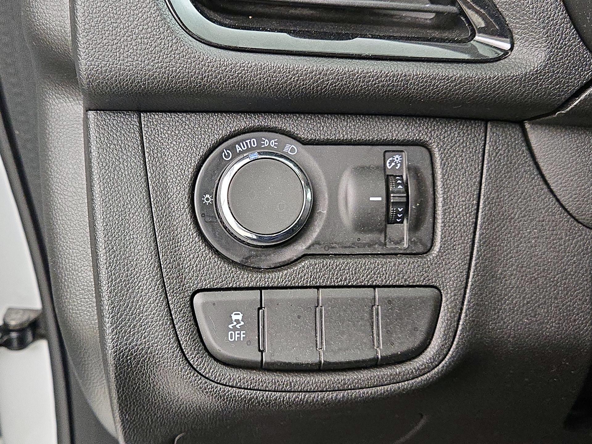 Thumbnail: 2016 Chevrolet Spark - 13