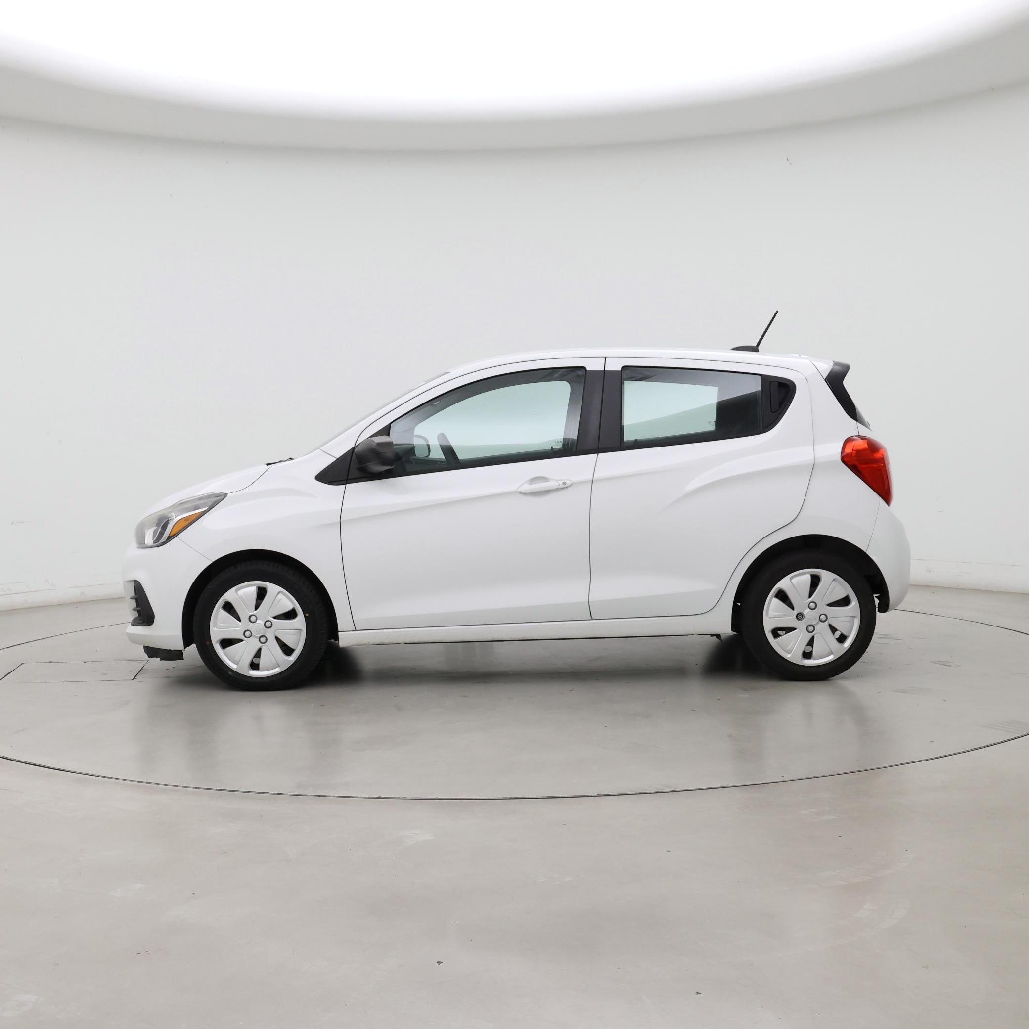 Thumbnail: 2016 Chevrolet Spark - 3