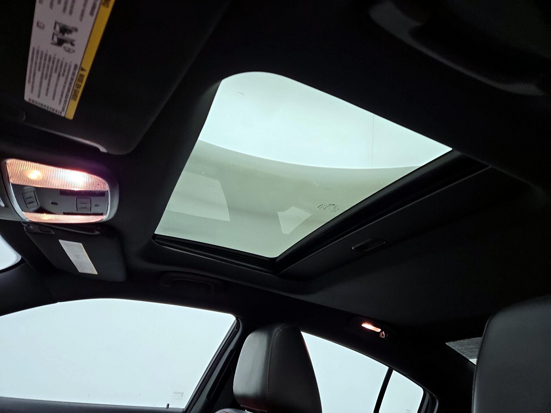 Thumbnail: 2016 Dodge Charger - 19