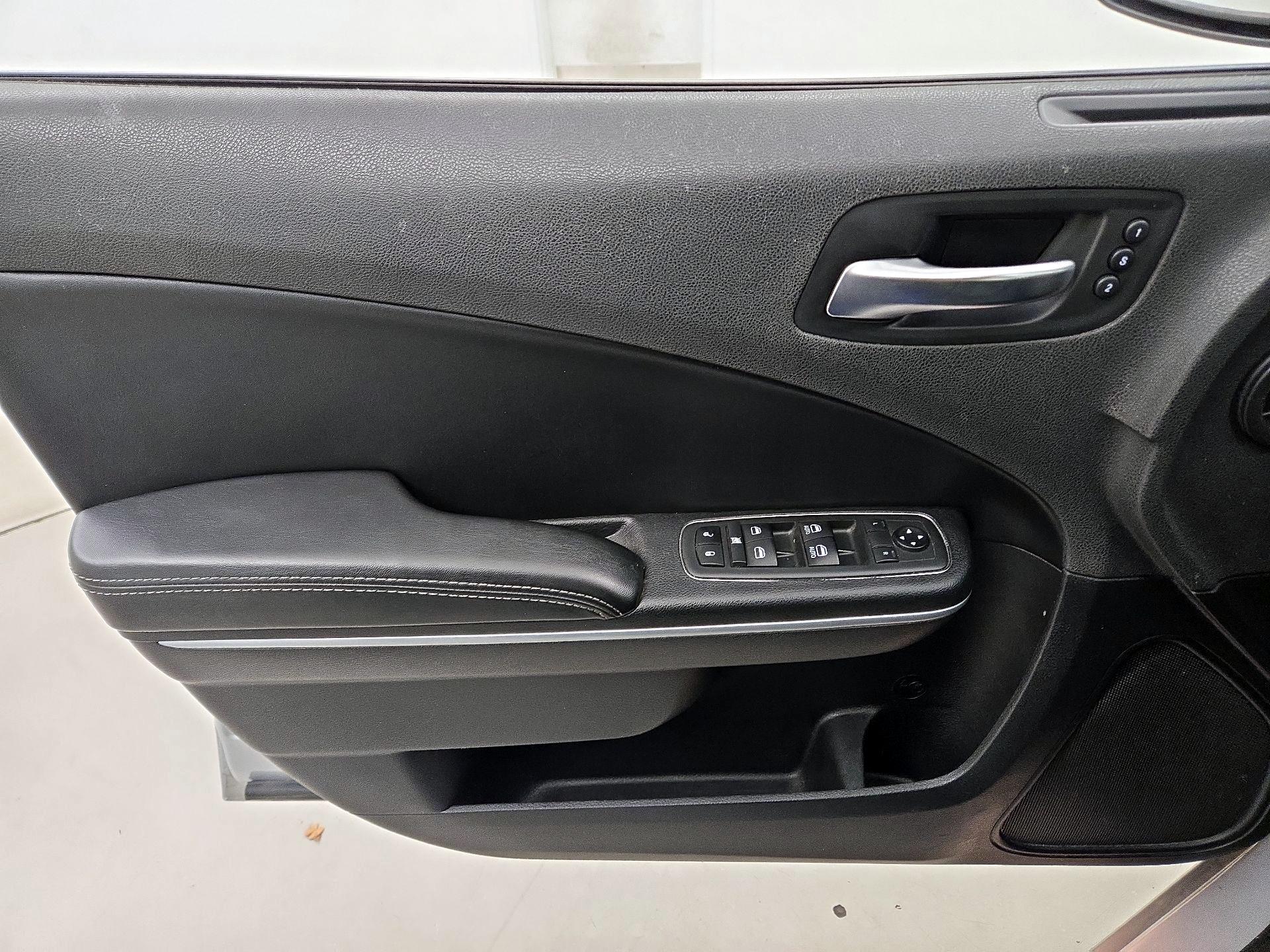 Thumbnail: 2021 Dodge Charger - 12