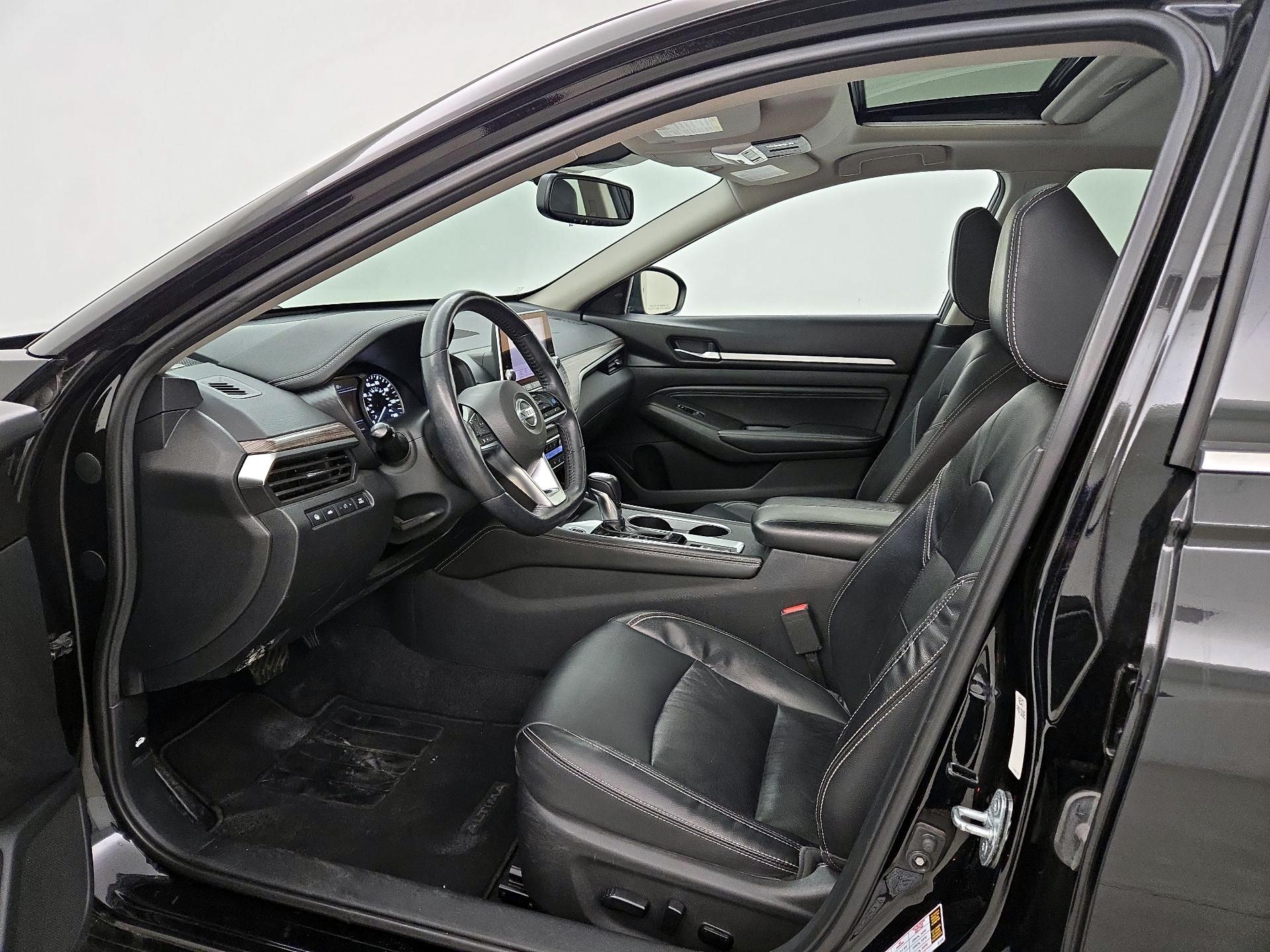 Thumbnail: 2019 Nissan Altima - 11