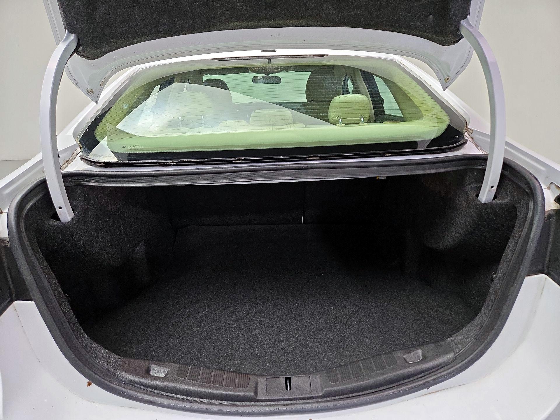 Thumbnail: 2015 Ford Fusion - 20