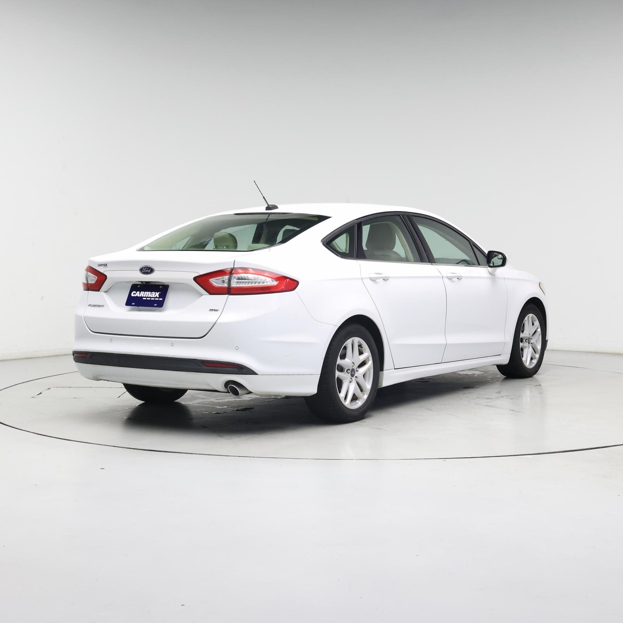 Thumbnail: 2015 Ford Fusion - 8