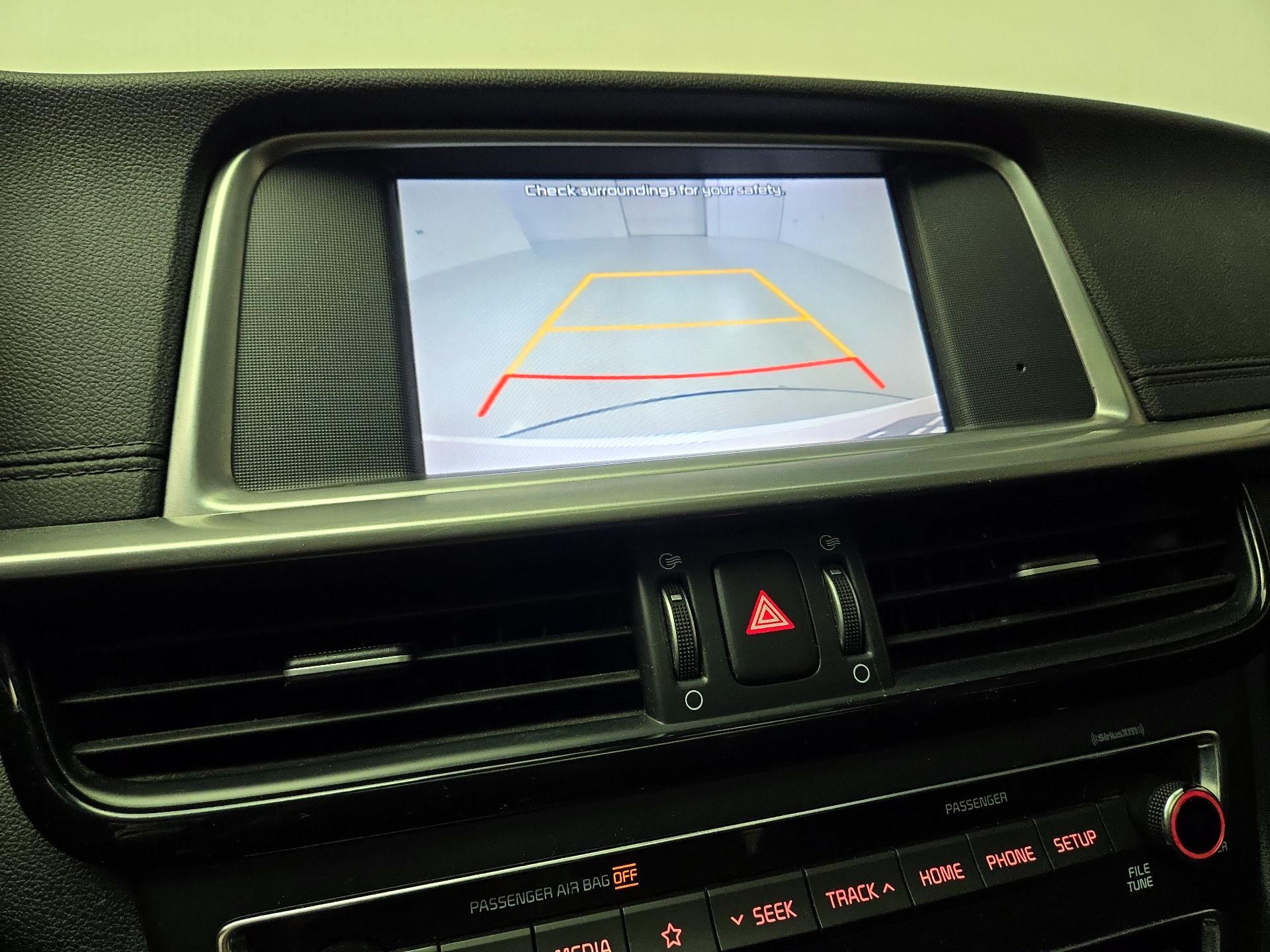 Thumbnail: 2019 Kia Optima - 14