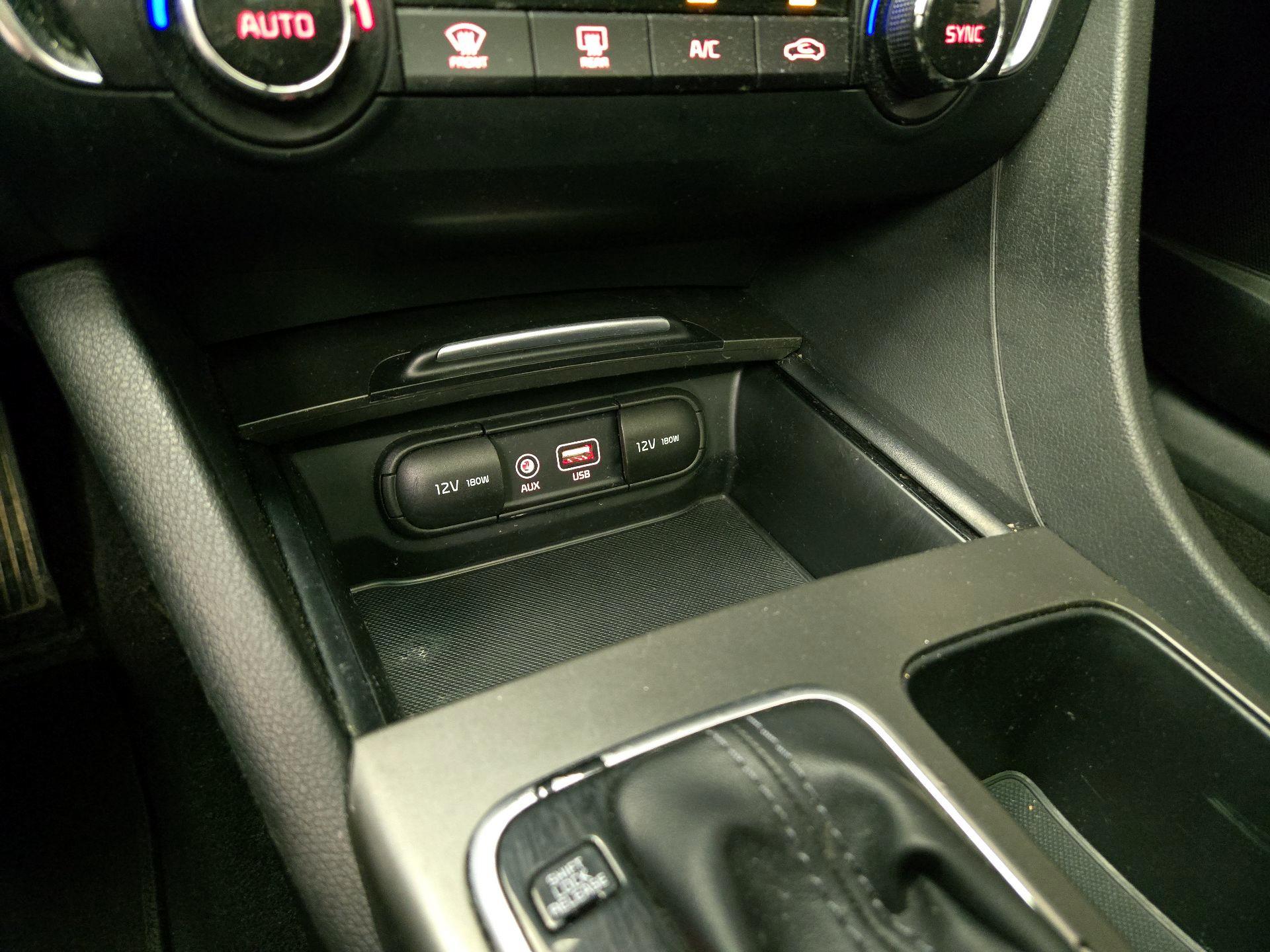 Thumbnail: 2019 Kia Optima - 18