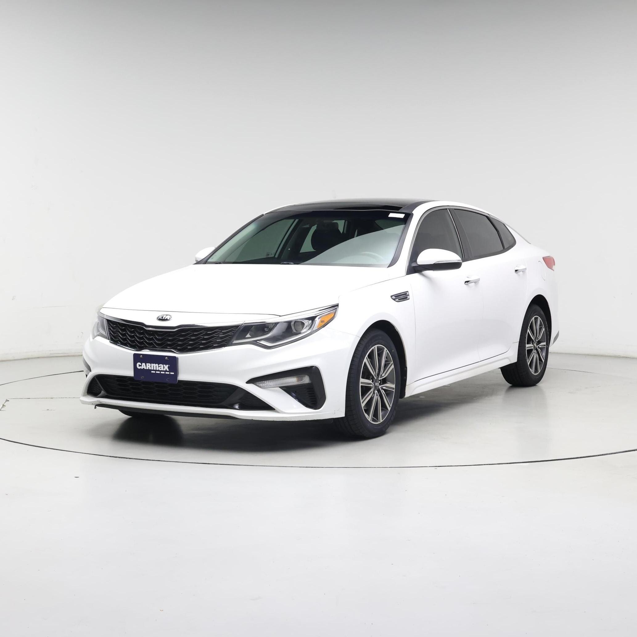Thumbnail: 2019 Kia Optima - 4