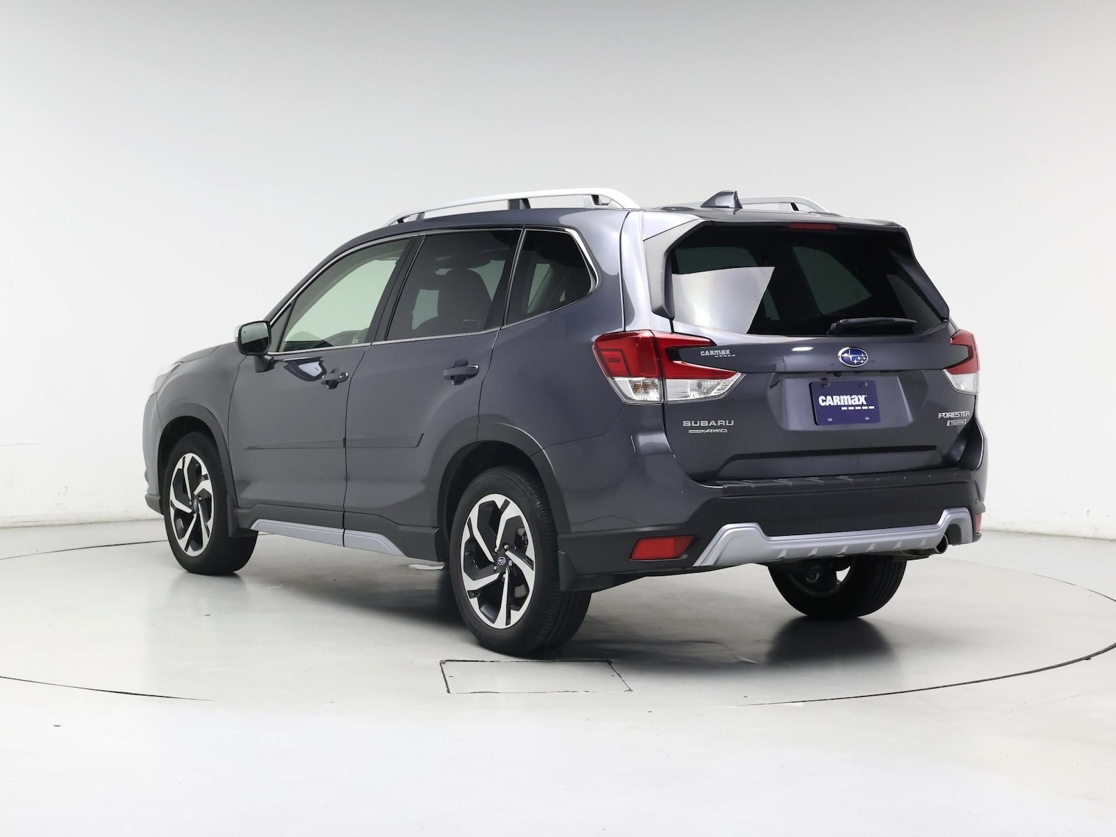2023 Subaru Forester Touring - Photo 3