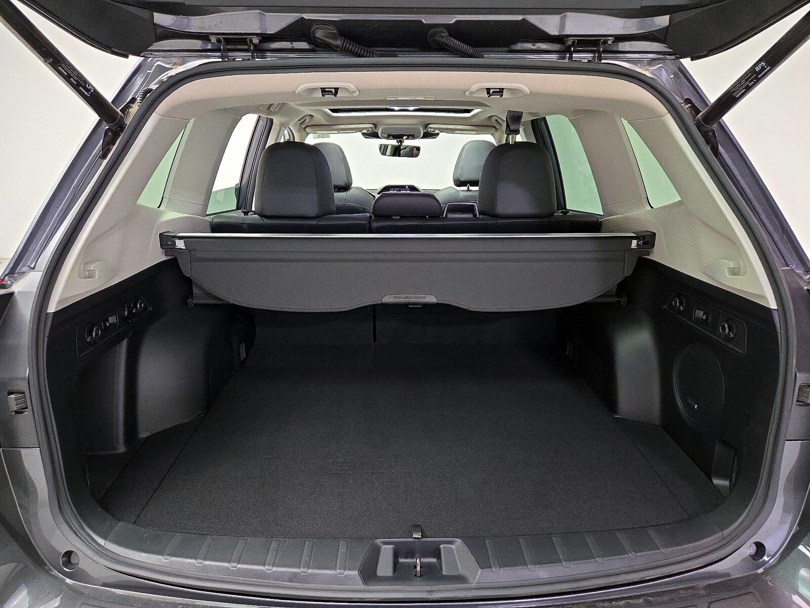 2023 Subaru Forester Touring - Photo 23