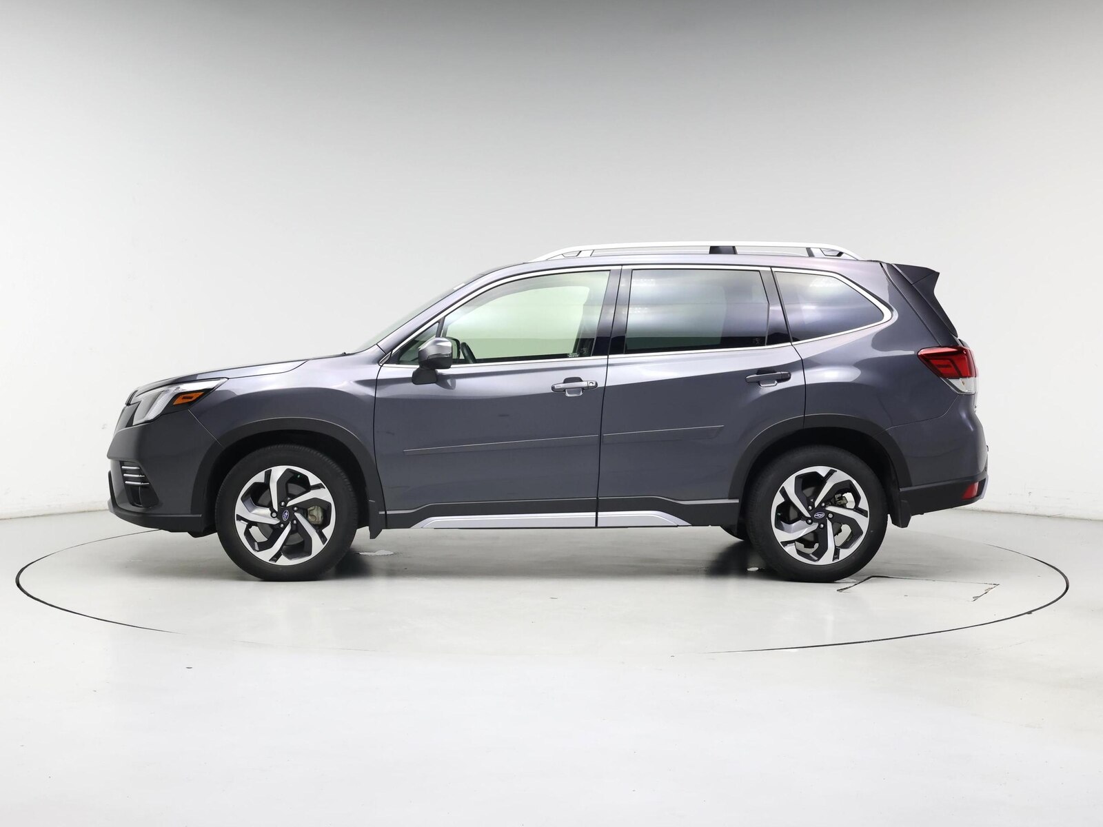2023 Subaru Forester Touring - Photo 4