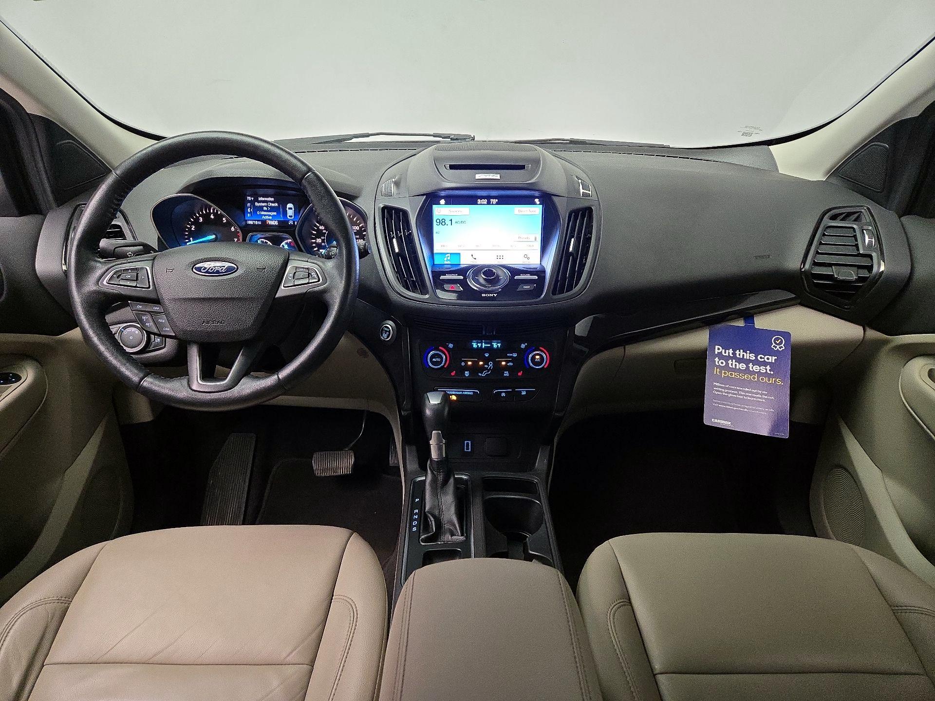 Thumbnail: 2017 Ford Escape - 9