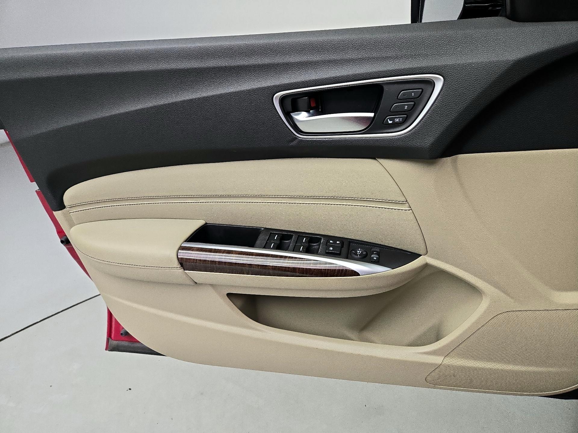 Thumbnail: 2019 Acura TLX - 12